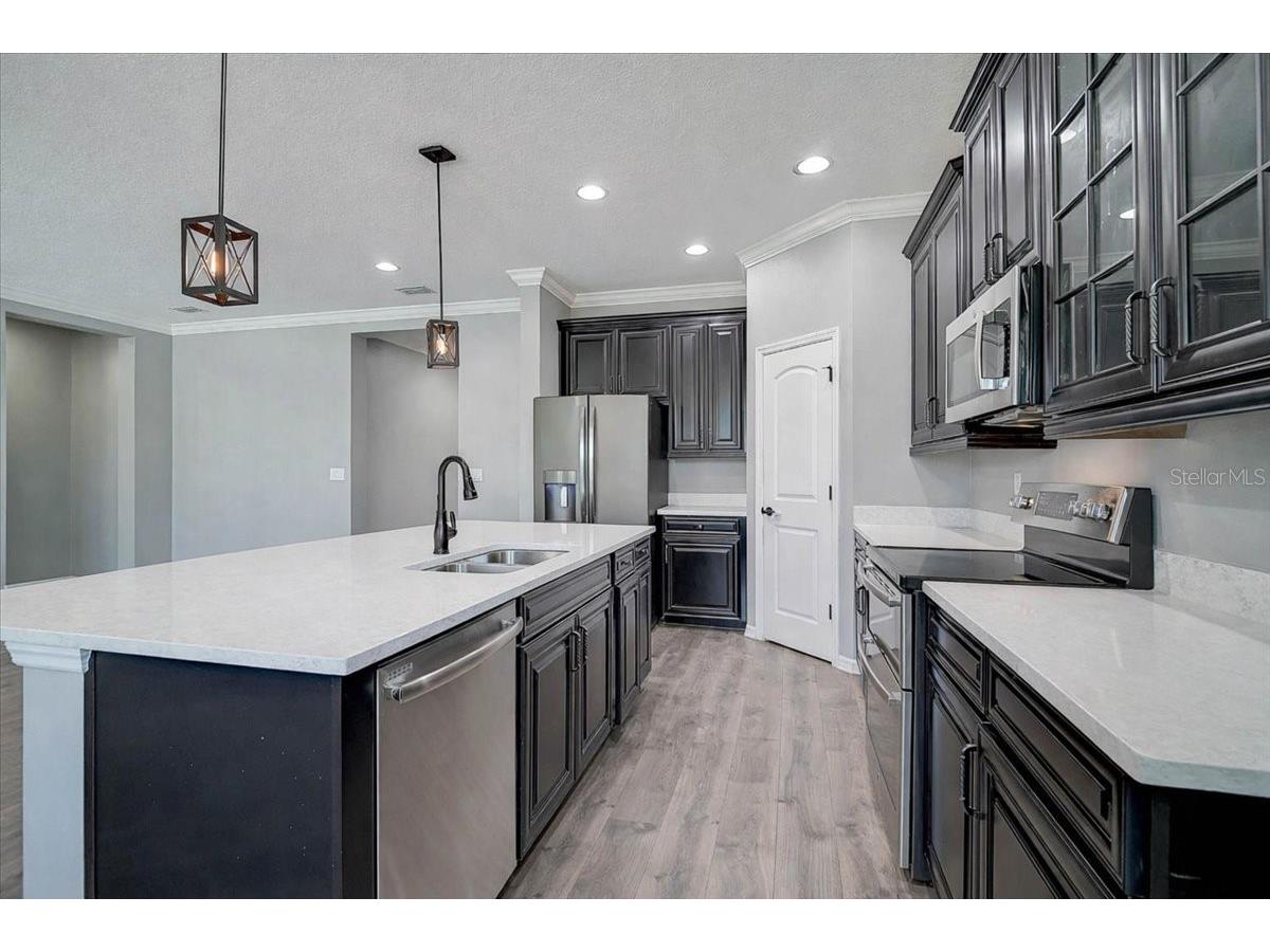 7431 Aguila Drive Sarasota FL 34240 A4684108 image4
