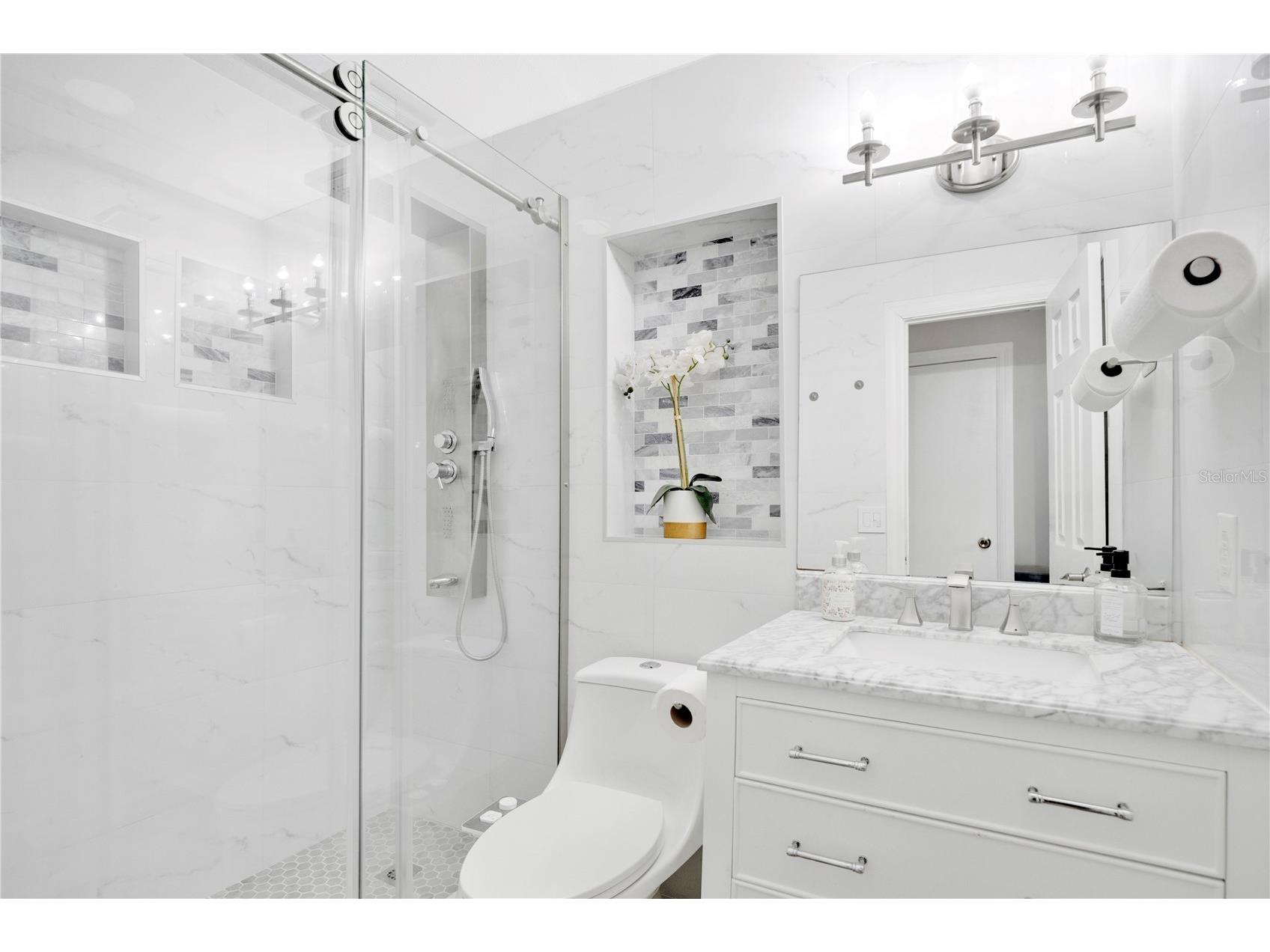 7432 Golden Glenn Court Orlando FL 32807 O6404745 image13