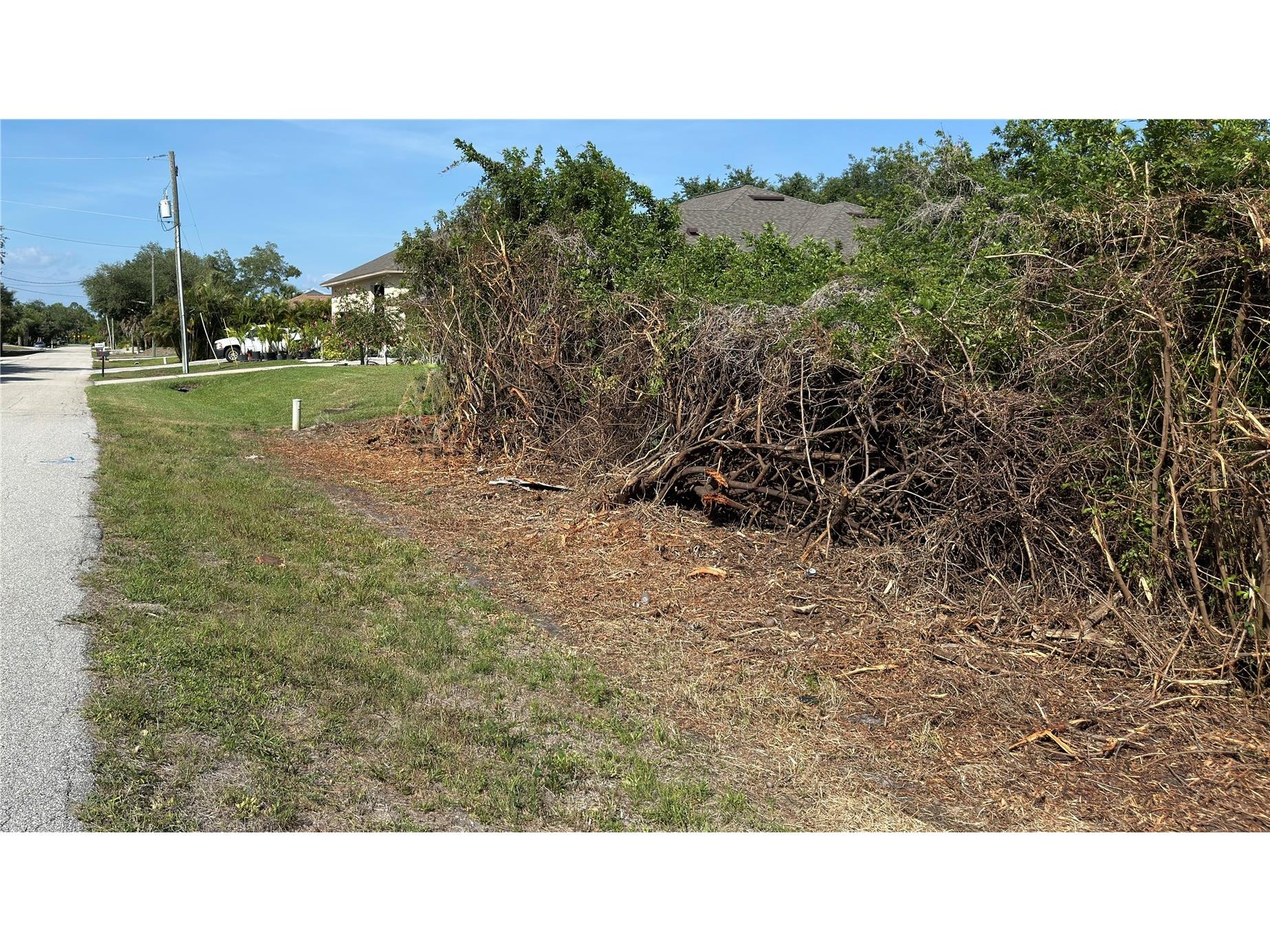 7432 Memorial Drive Port Charlotte FL 33981 C7525896 image2