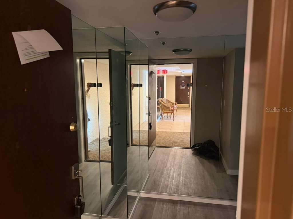 7432 Sunshine Skyway Lane S #206 Saint Petersburg FL 33711 TB8514328 image2