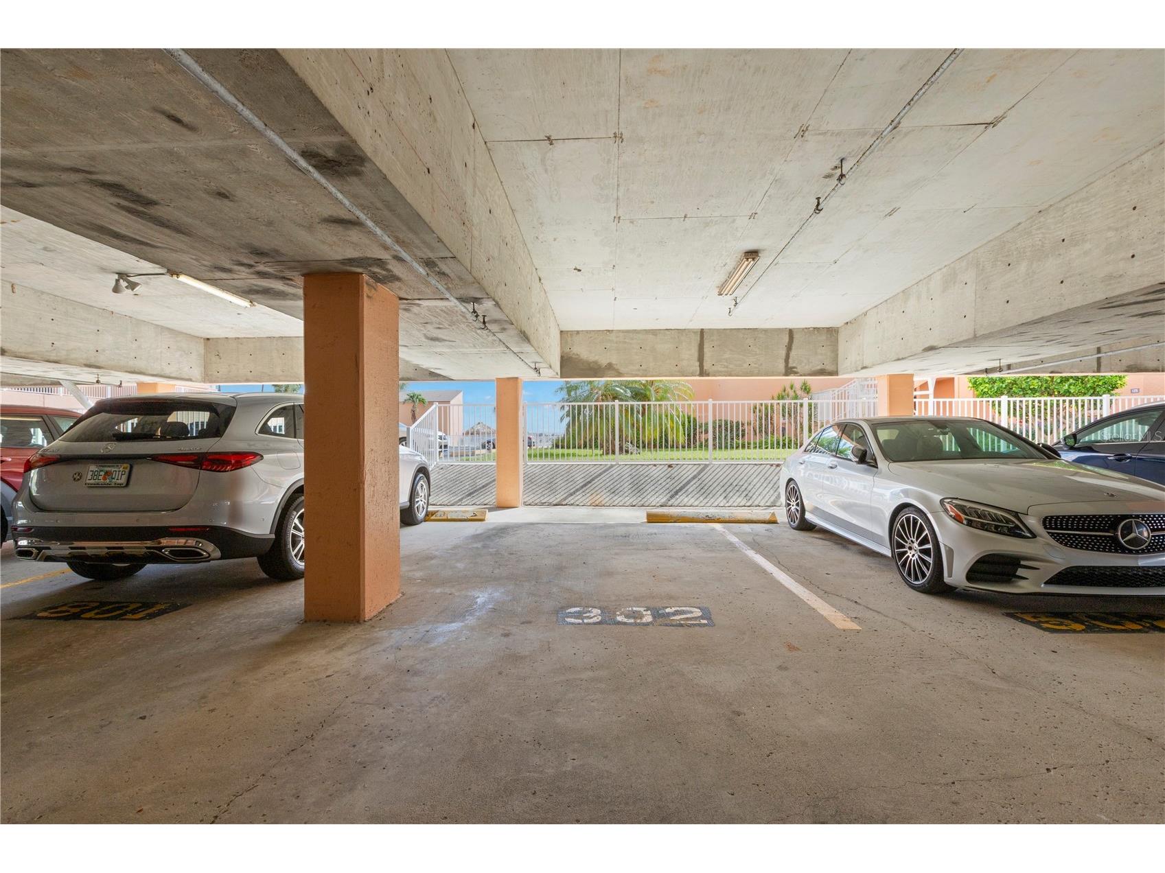 7432 Sunshine Skyway Lane S #302 Saint Petersburg FL 33711 - TAMPA BAY TO GULF OF AMERICA TB8520396 image31