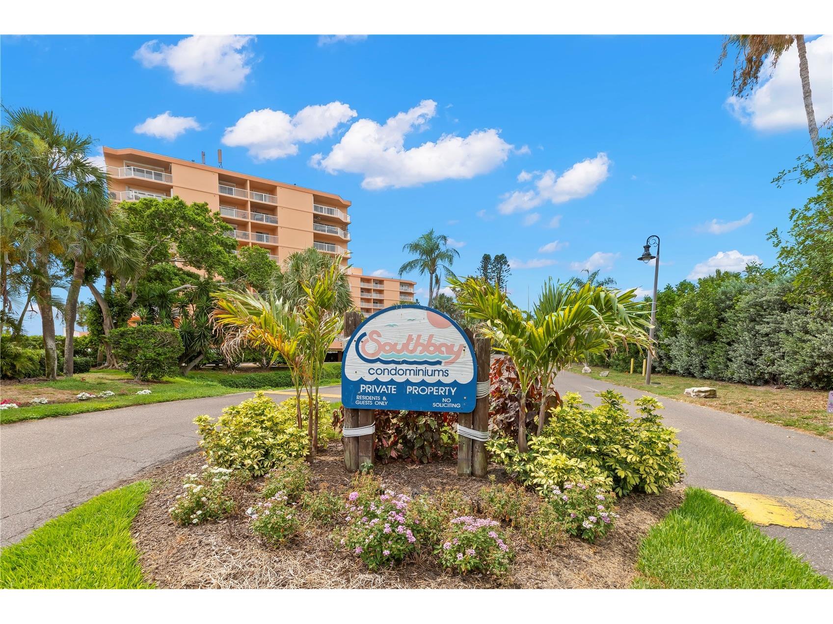 7432 Sunshine Skyway Lane S #302 Saint Petersburg FL 33711 - TAMPA BAY TO GULF OF AMERICA TB8520396 image39