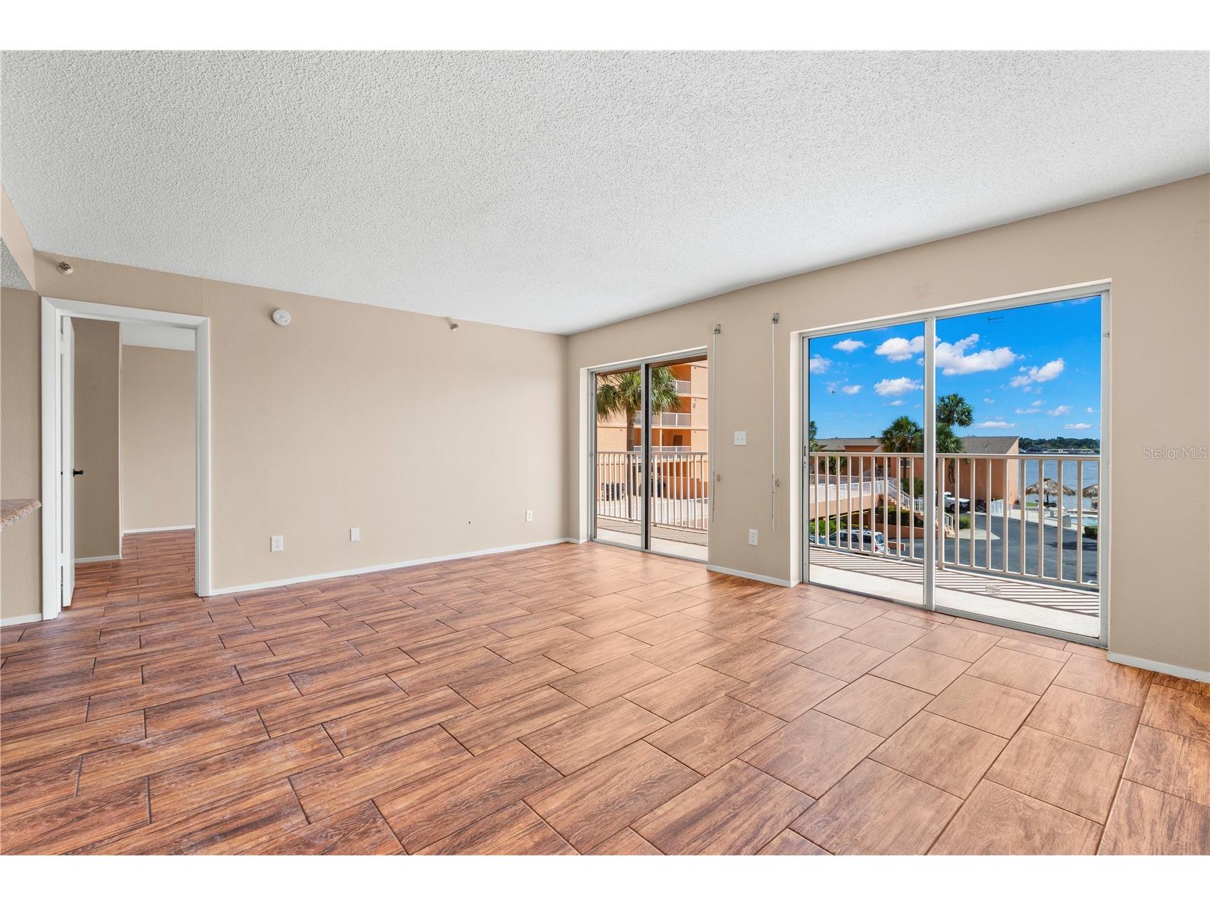 7432 Sunshine Skyway Lane S #302 Saint Petersburg FL 33711 - TAMPA BAY TO GULF OF AMERICA TB8520396 image5