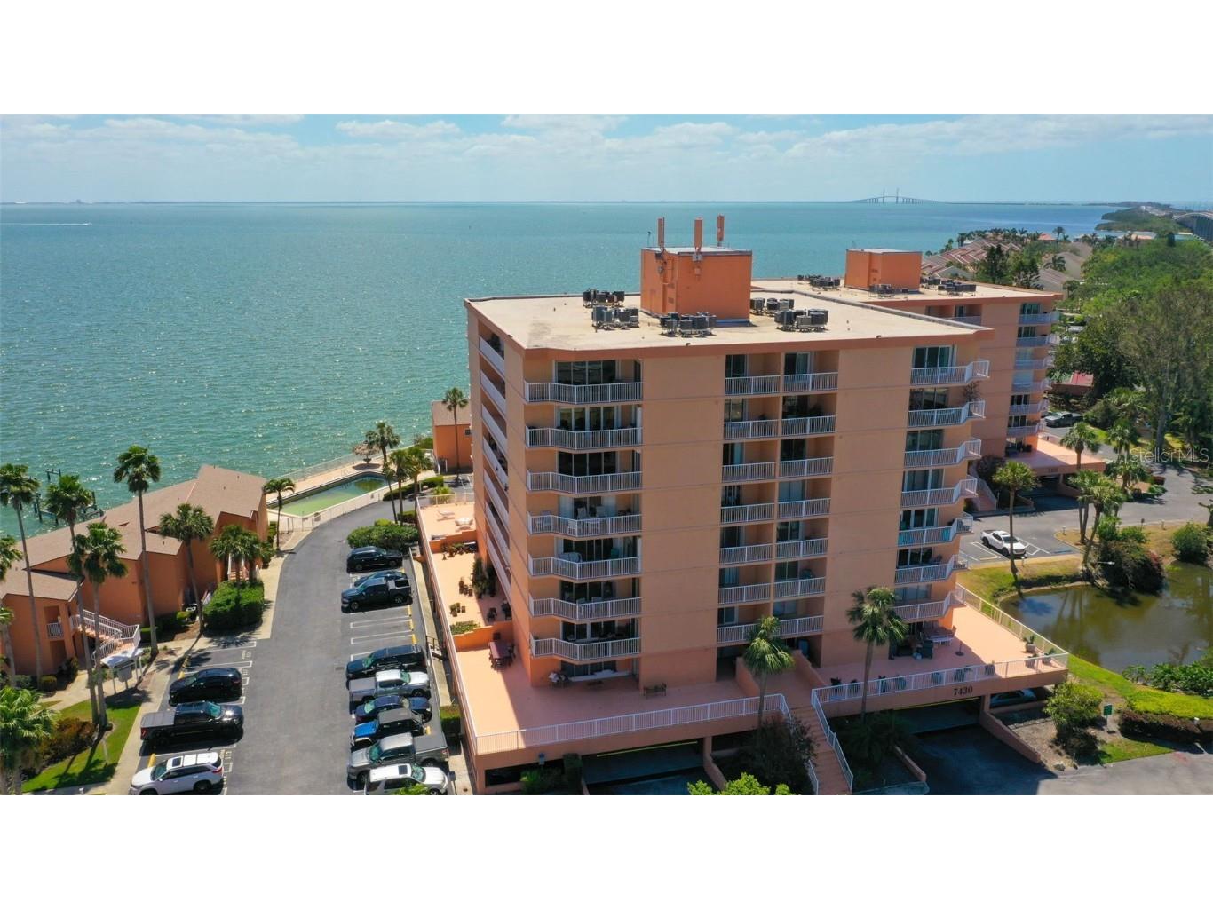 7432 Sunshine Skyway Lane S #406 Saint Petersburg FL 33711 TB8439206 image1