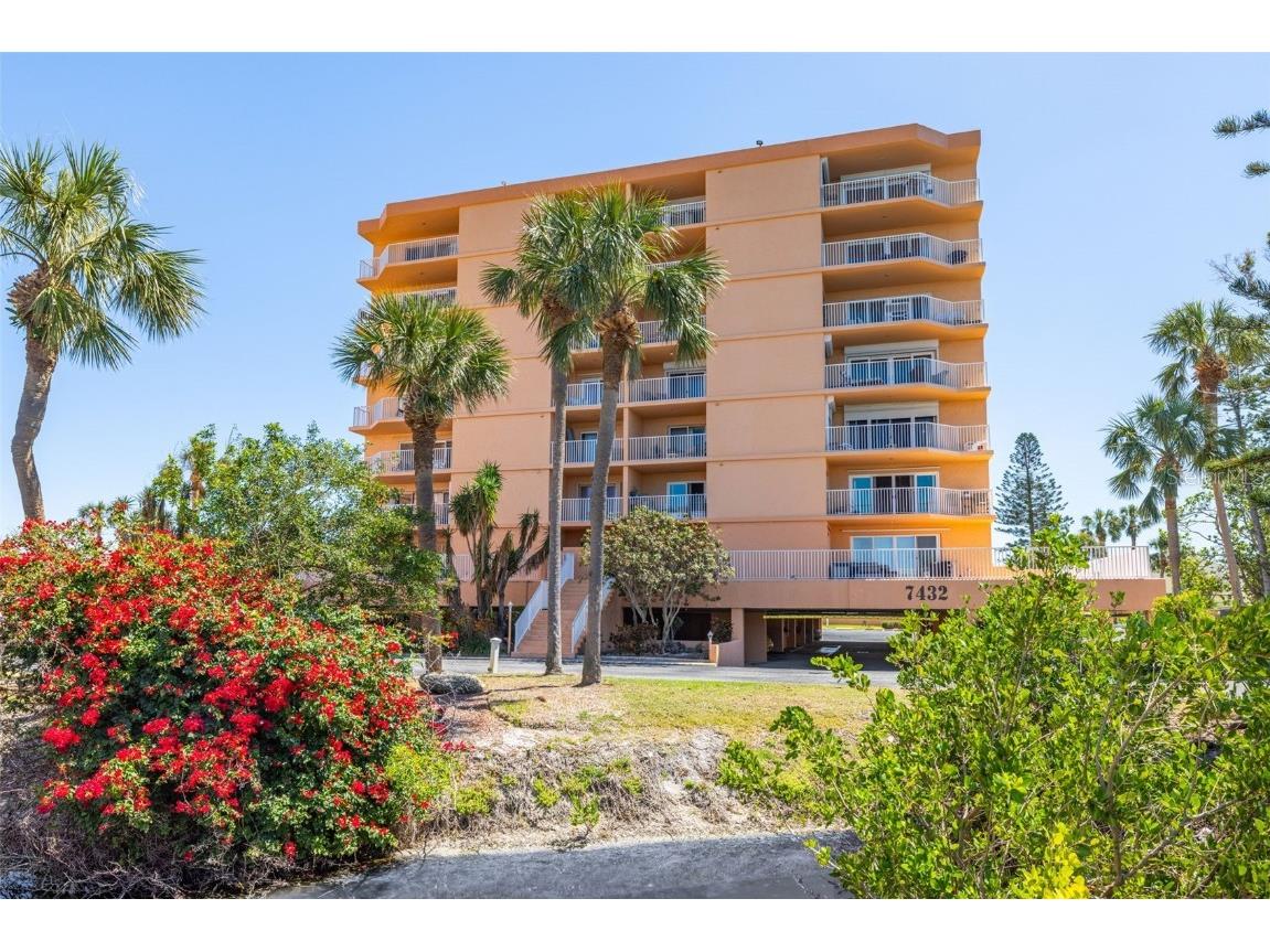 7432 Sunshine Skyway Lane S #506 Saint Petersburg FL 33711 TB8433605 image2