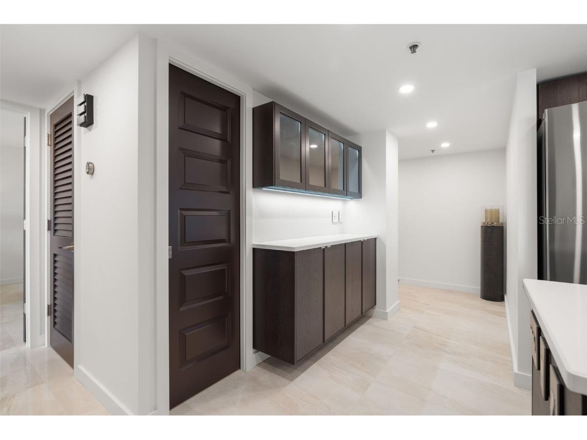 7432 Sunshine Skyway Lane S #506 Saint Petersburg FL 33711 TB8433605 image4