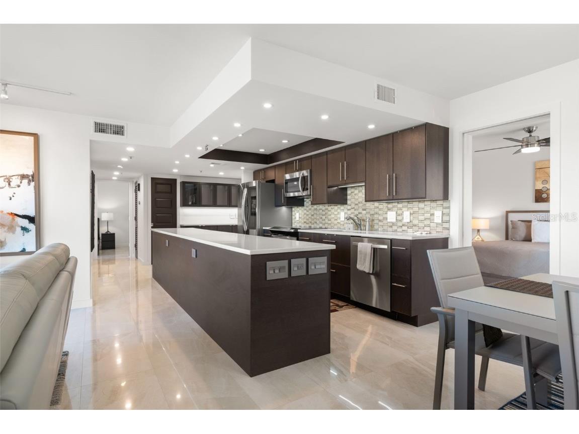 7432 Sunshine Skyway Lane S #506 Saint Petersburg FL 33711 TB8433605 image6