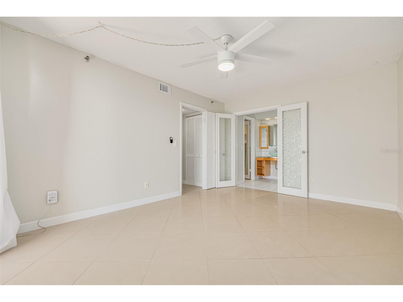 7432 Sunshine Skyway Lane S #704 Saint Petersburg FL 33711 TB8505468 image17