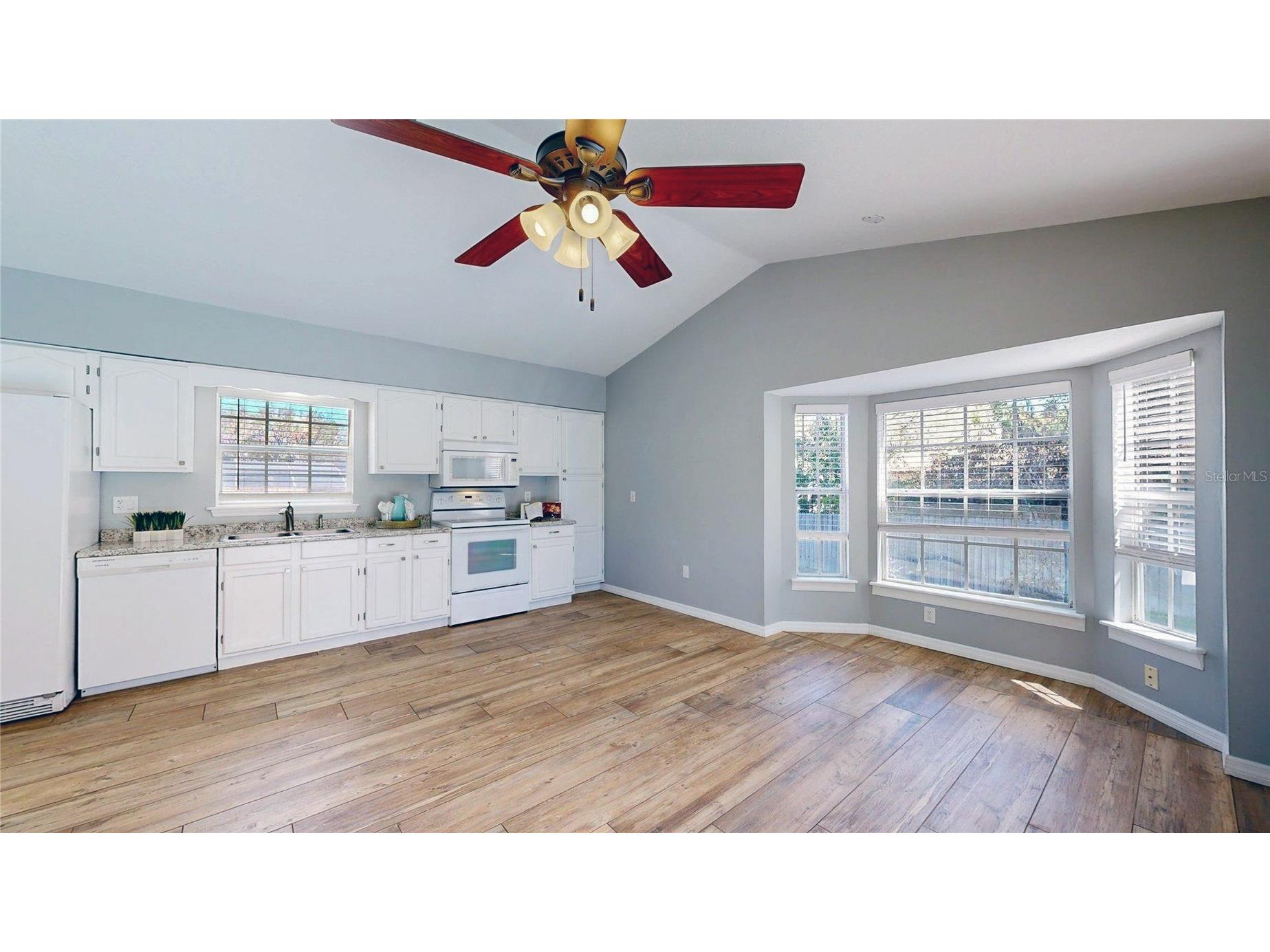 7433 Megan Elissa Lane Orlando FL 32819 O6390663 image16