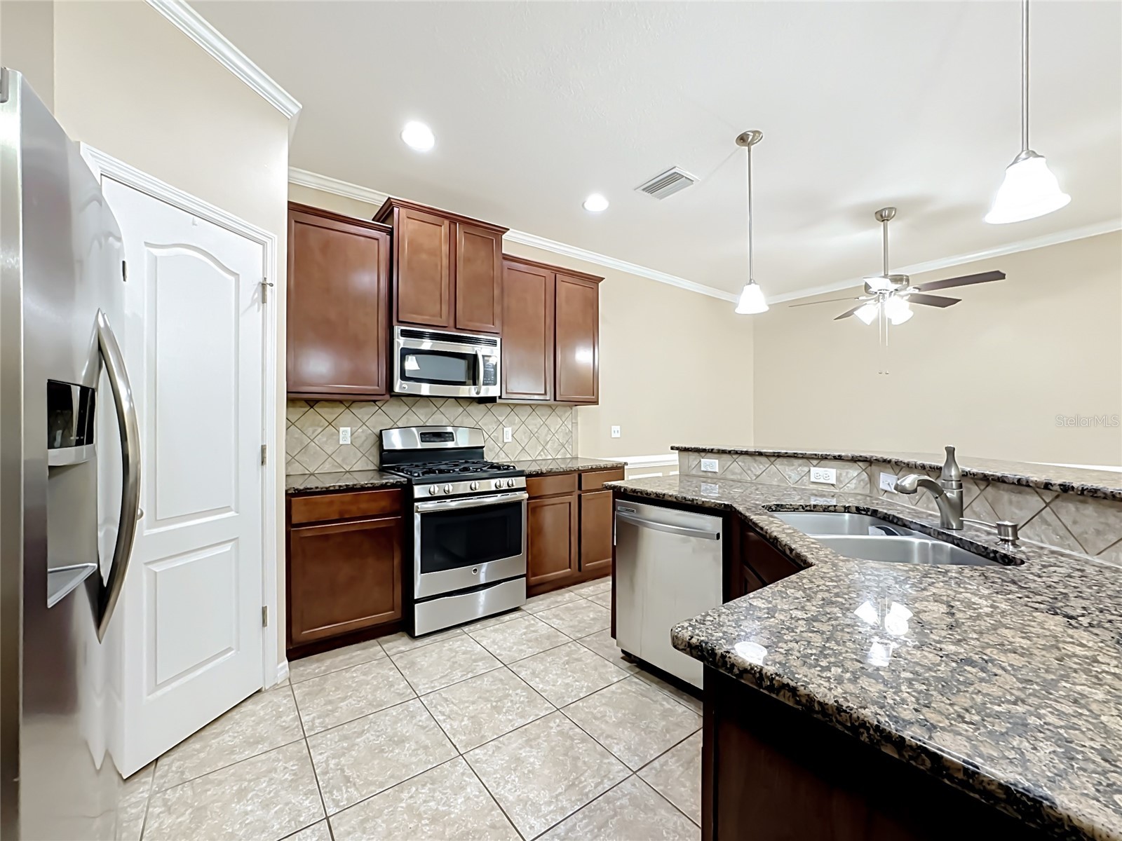 7434 Surrey Pines Drive Apollo Beach FL 33572 TB8527799 image17