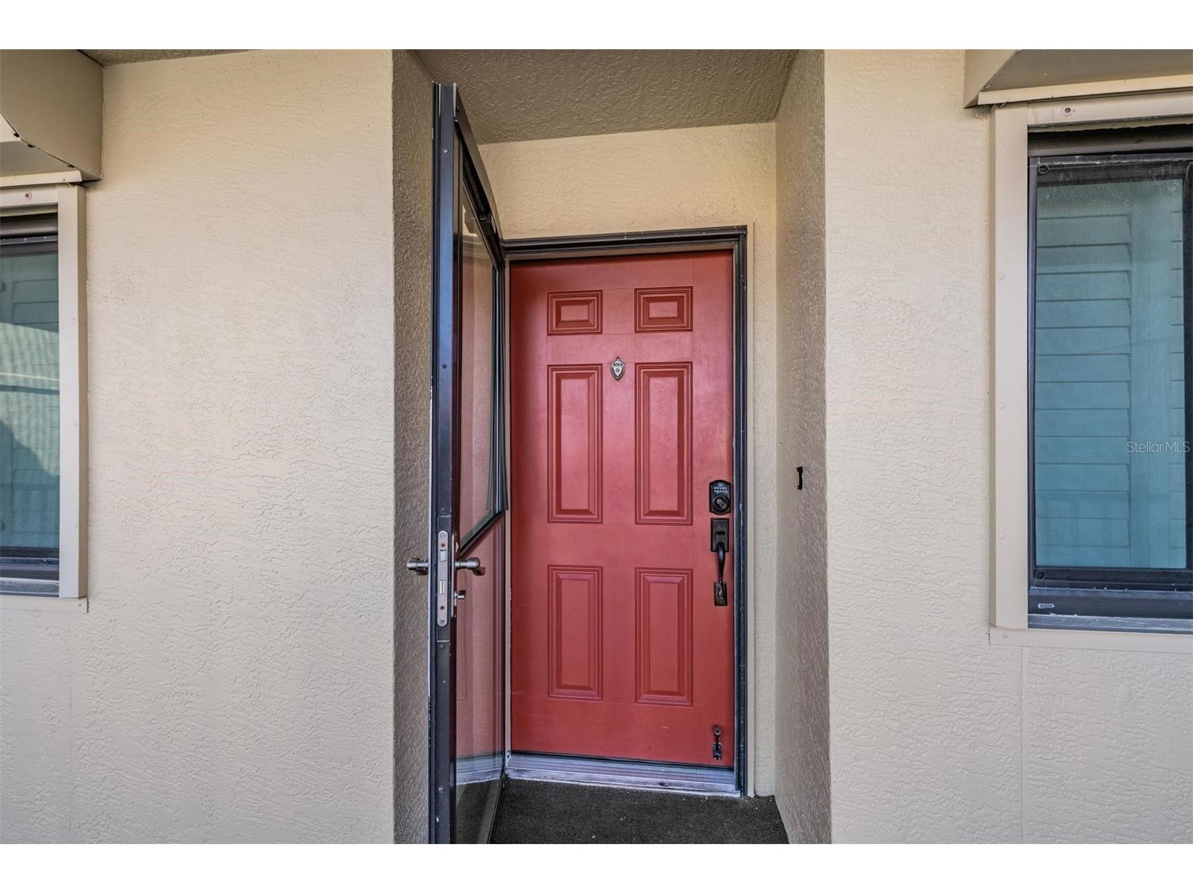 7435 Bayshore Drive #303 Treasure Island FL 33706 TB8501515 image4
