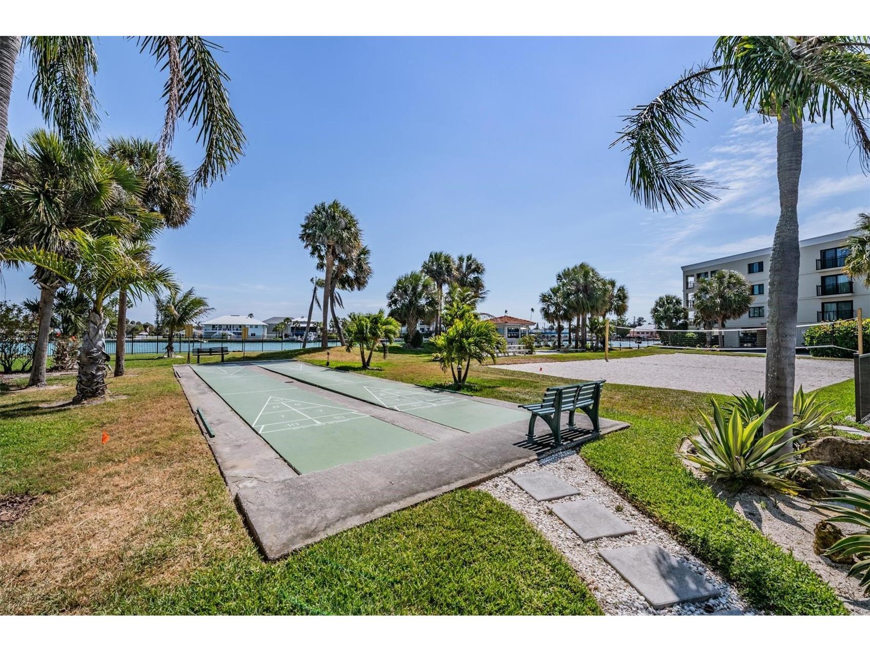 7435 Bayshore Drive #303 Treasure Island FL 33706 TB8501515 image41