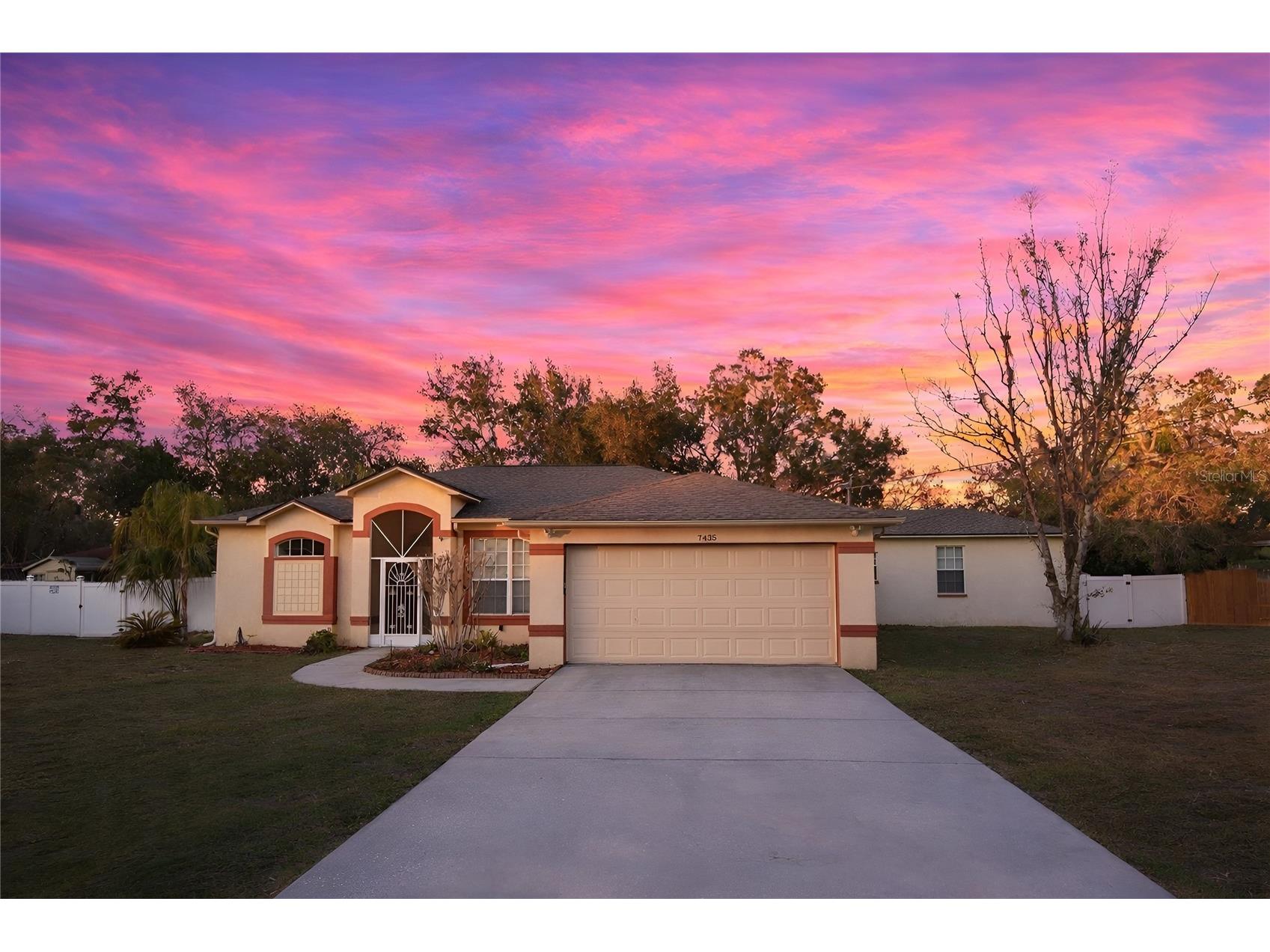 7435 Mohawk Trail Spring Hill FL 34606 W7882130 image1