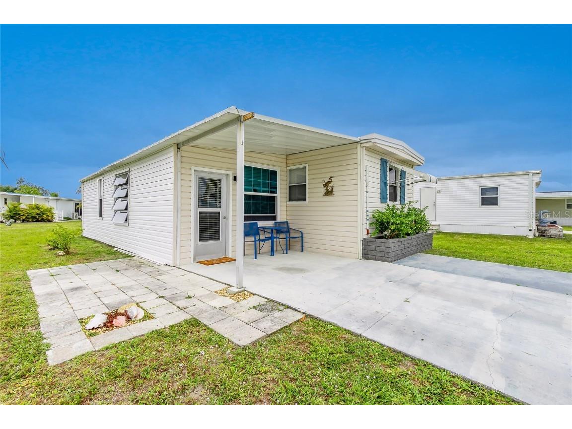 7436 Arbela Street Port Charlotte FL 33981 - BUTTERFORD WATERWAY C7491819 image2