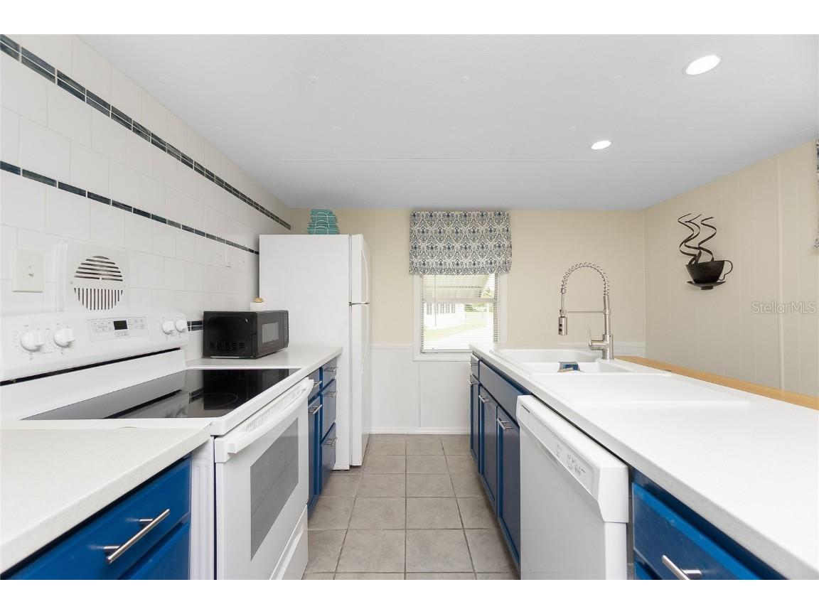 7436 Arbela Street Port Charlotte FL 33981 - BUTTERFORD WATERWAY C7491819 image6