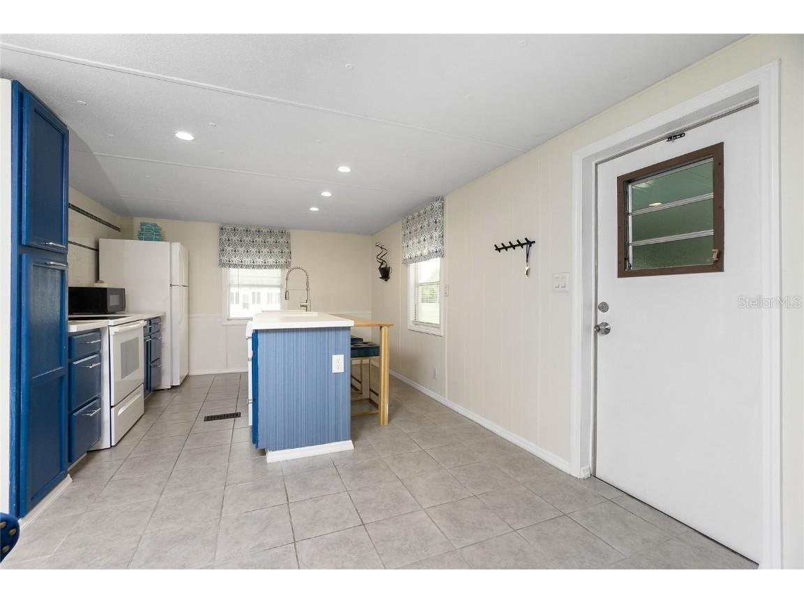 7436 Arbela Street Port Charlotte FL 33981 - BUTTERFORD WATERWAY C7491819 image8