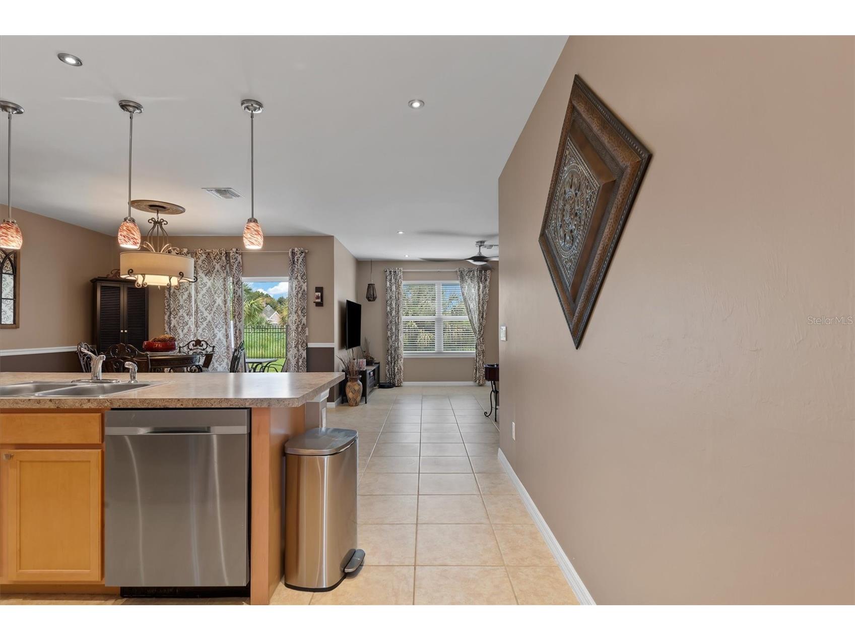 7436 Mikasa Drive Punta Gorda FL 33950 C7527292 image4