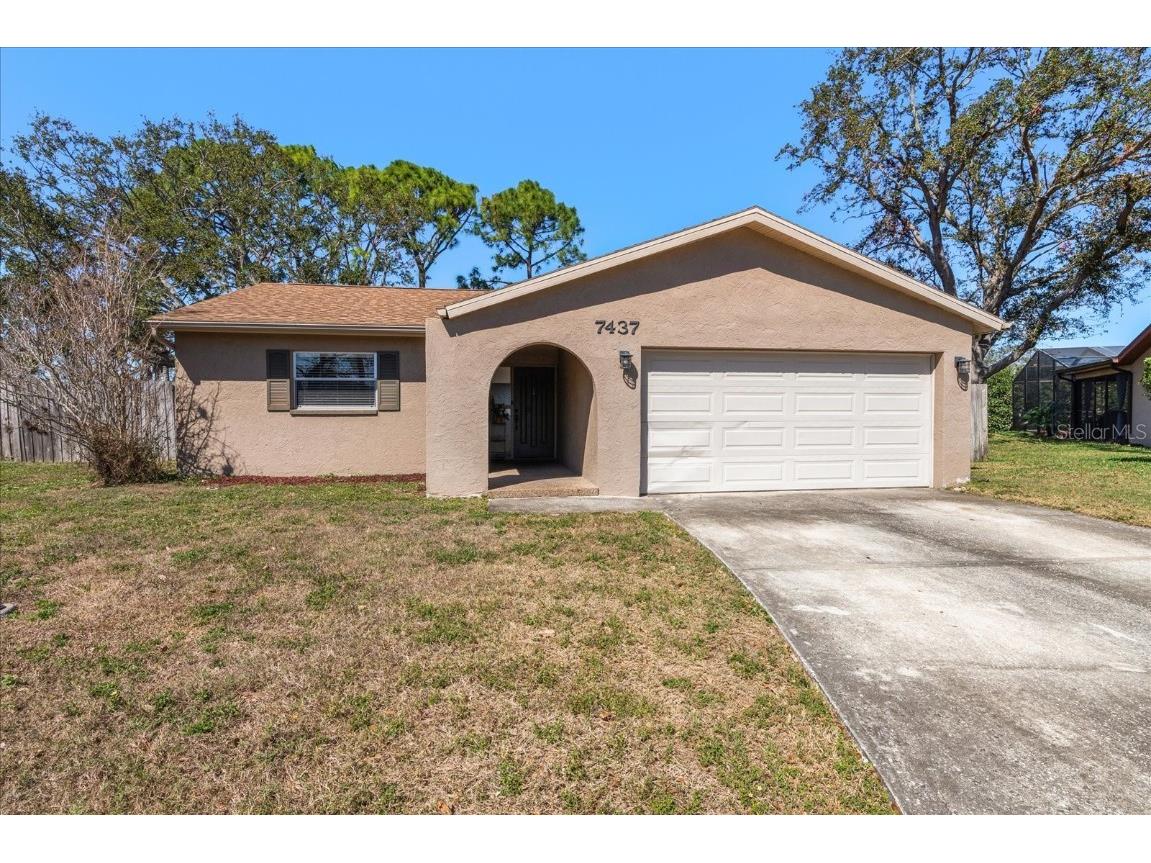 7437 118th Drive Largo FL 33773 TB8352813 image1
