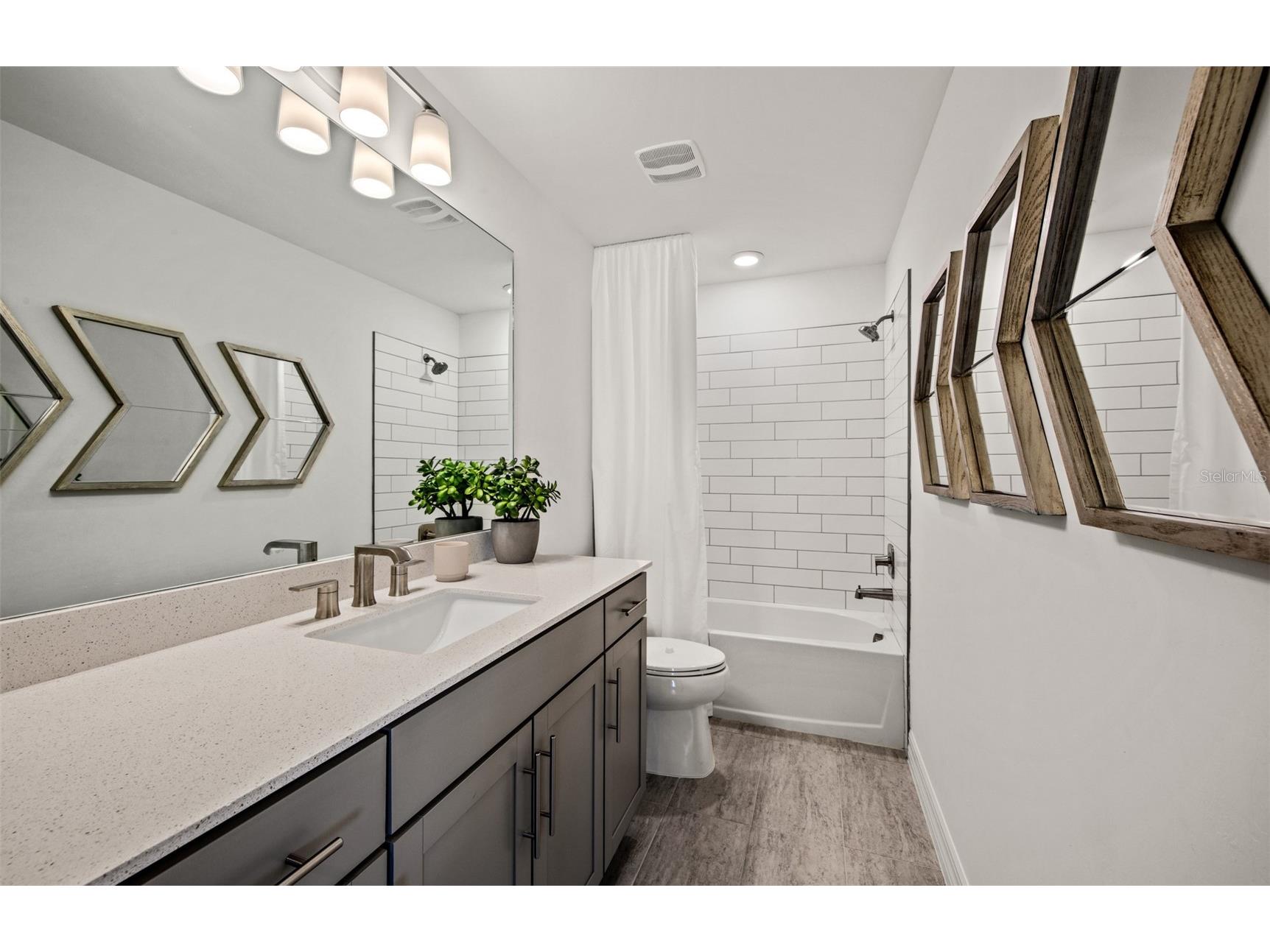 7437 Summer Court Sarasota FL 34231 TB8460285 image22