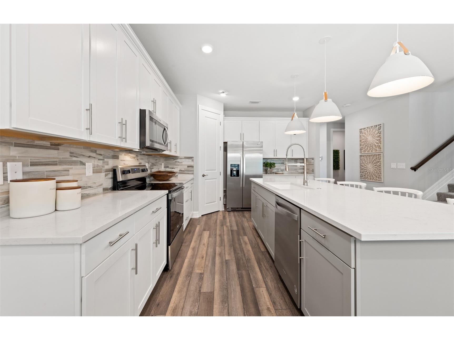 7437 Summer Court Sarasota FL 34231 TB8460285 image5