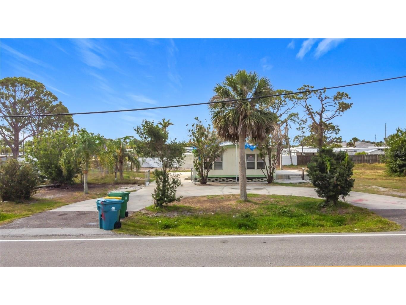 7438 San Casa Drive Englewood FL 34224 A4620308 image3