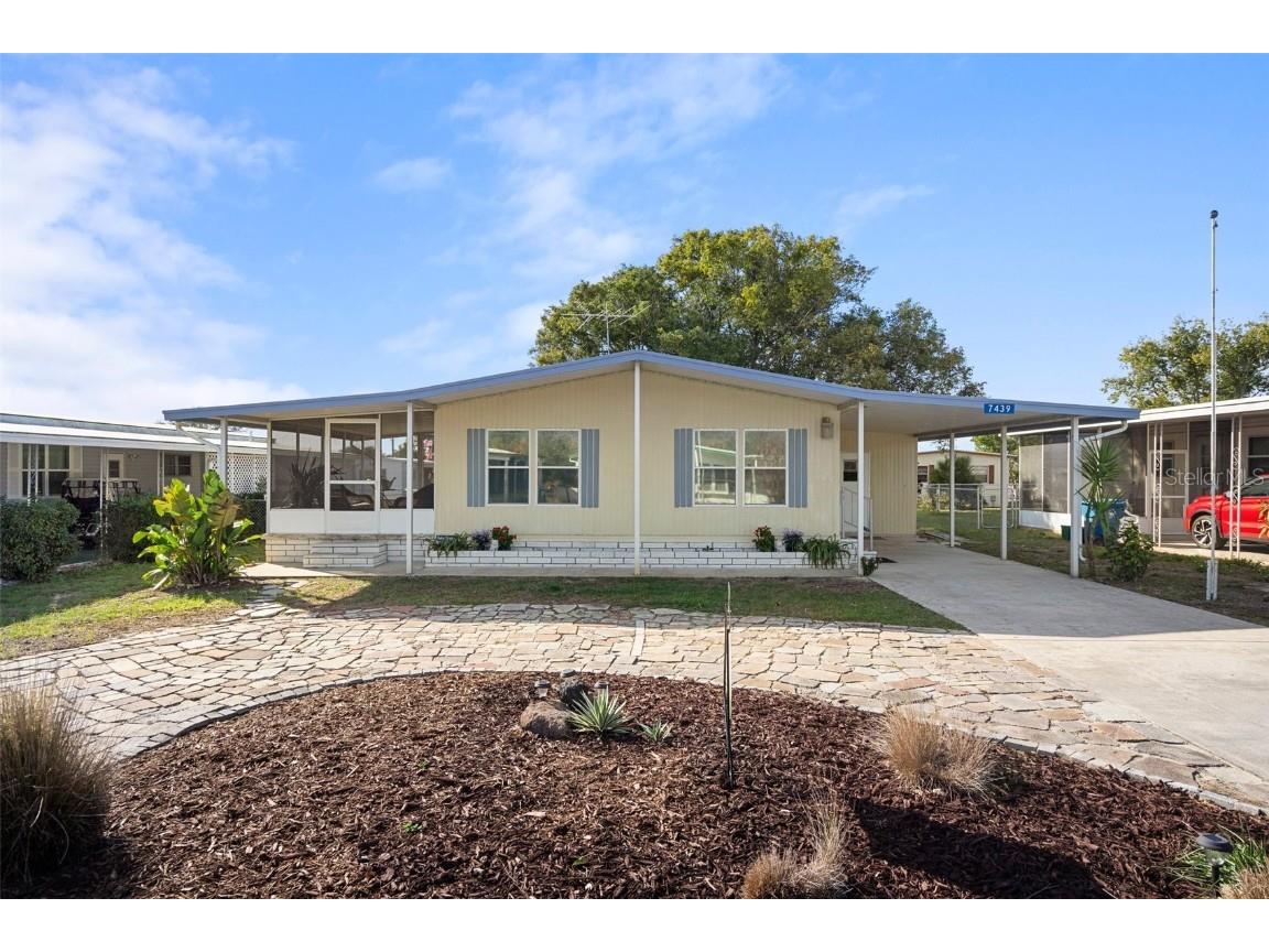 7439 Eastern Circle Drive Brooksville FL 34613 U8227514 image1