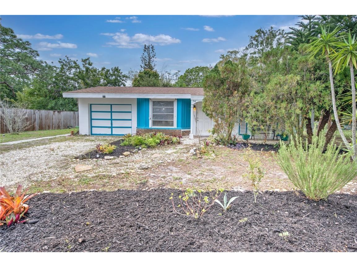744 42nd Street Sarasota FL 34234 A4602601 image1