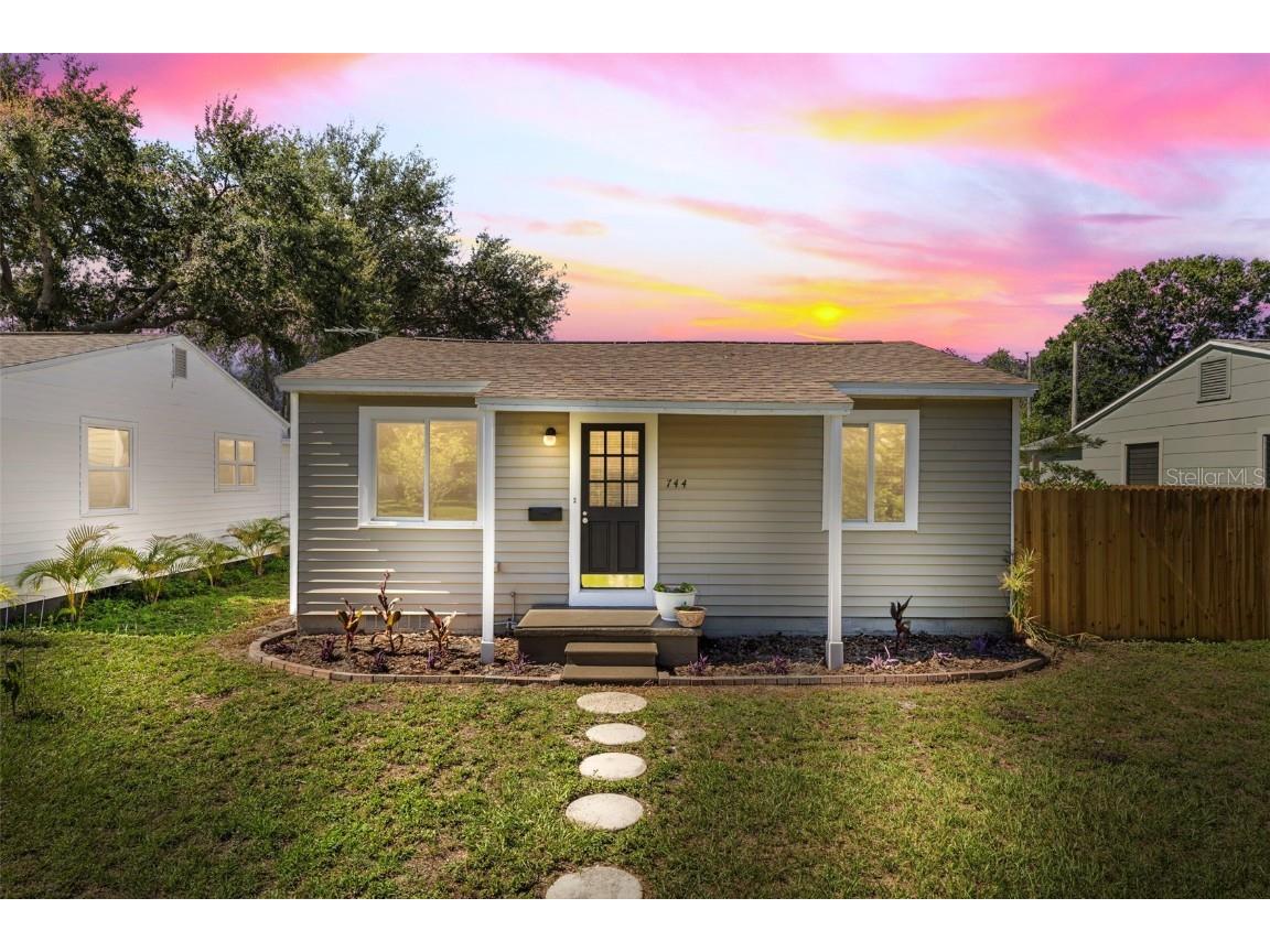 744 53rd Terrace N Saint Petersburg FL 33703 TB8396201 image1