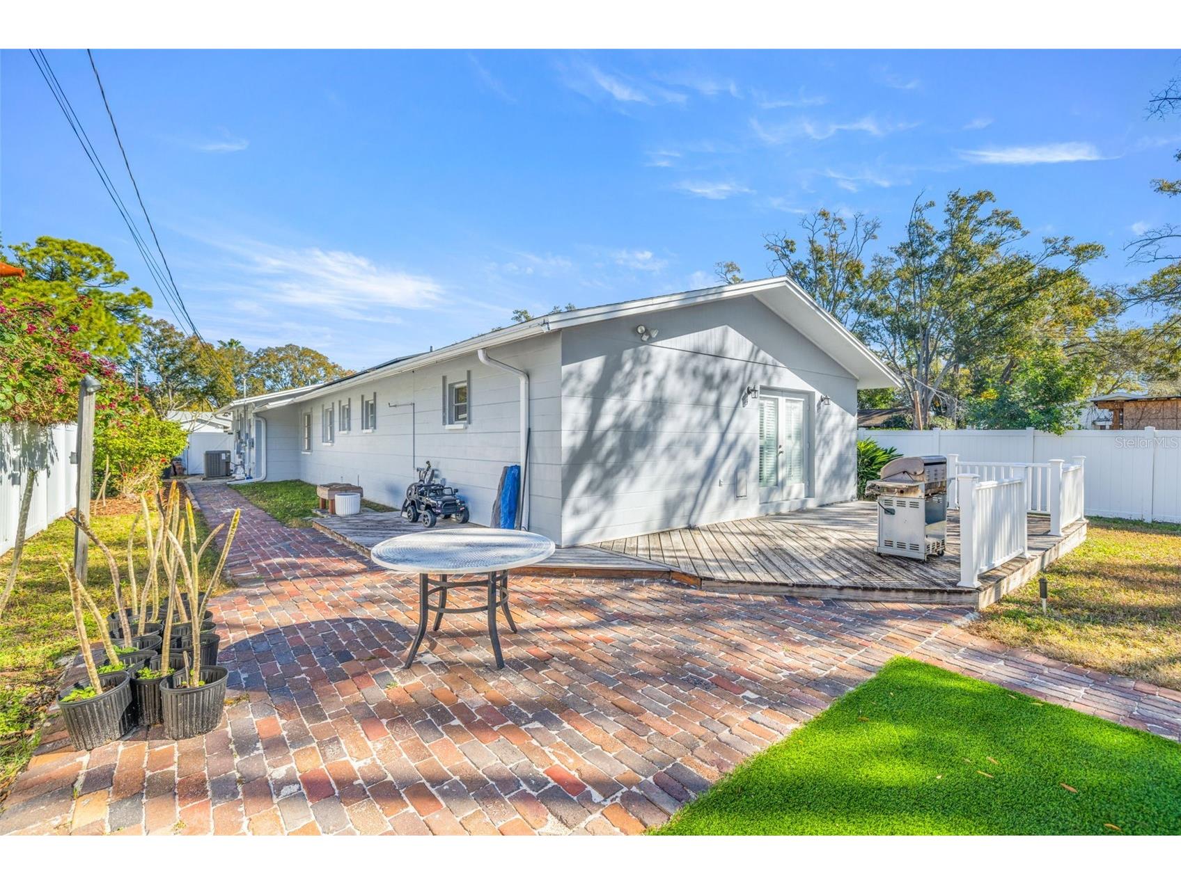 744 63rd Avenue N Saint Petersburg FL 33702 TB8472376 image23