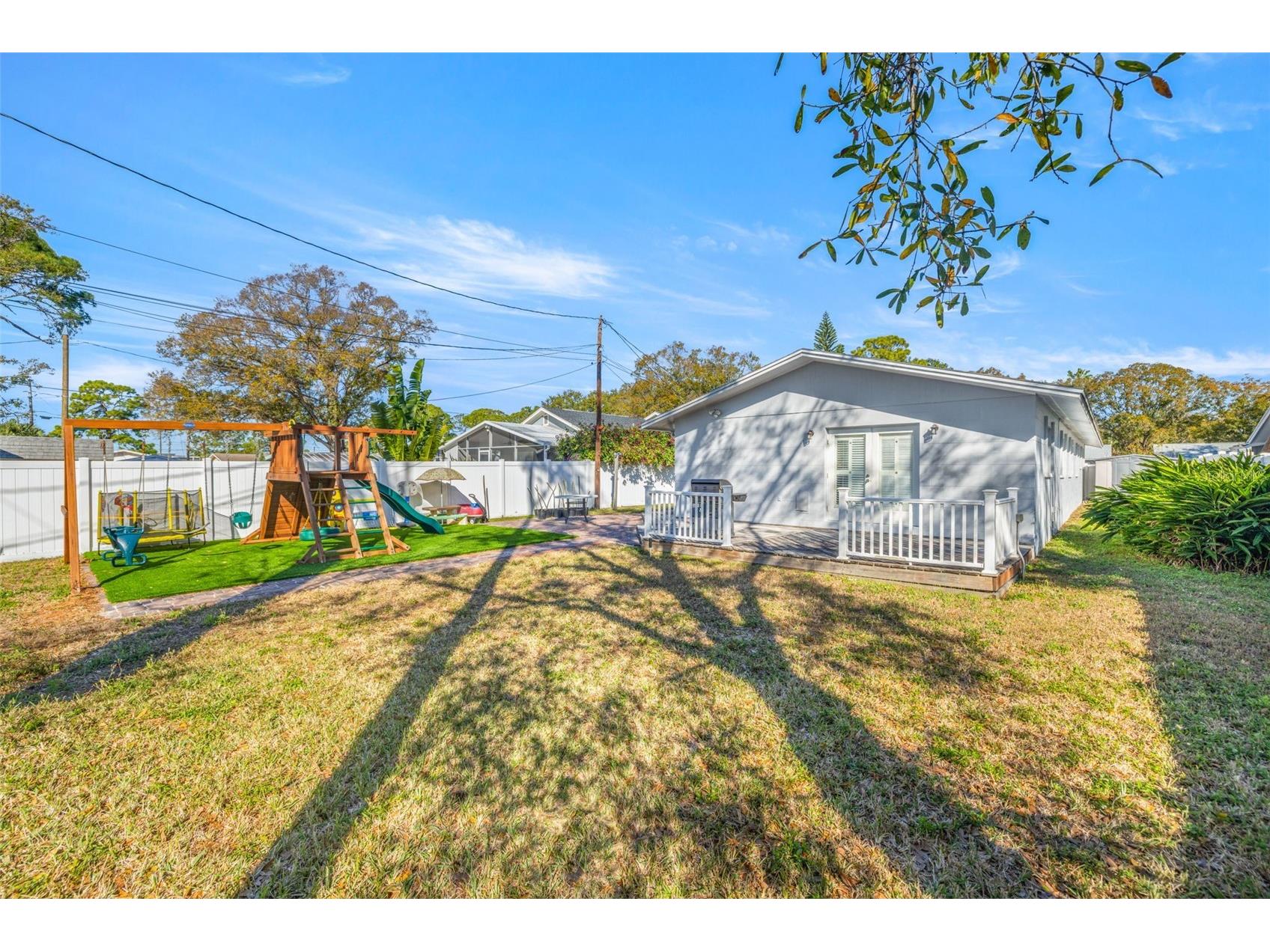 744 63rd Avenue N Saint Petersburg FL 33702 TB8472376 image25