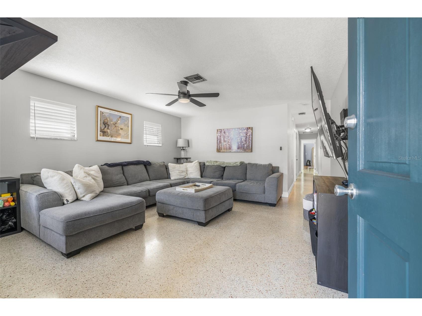 744 63rd Avenue N Saint Petersburg FL 33702 TB8472376 image4