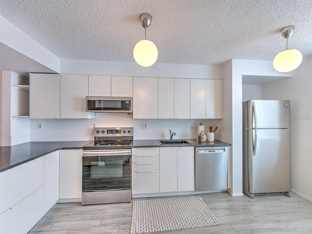 744 Bayport Way #744 Longboat Key FL 34228 - SARASOTA BAY/GULF OF MEXICO T3415401 image10