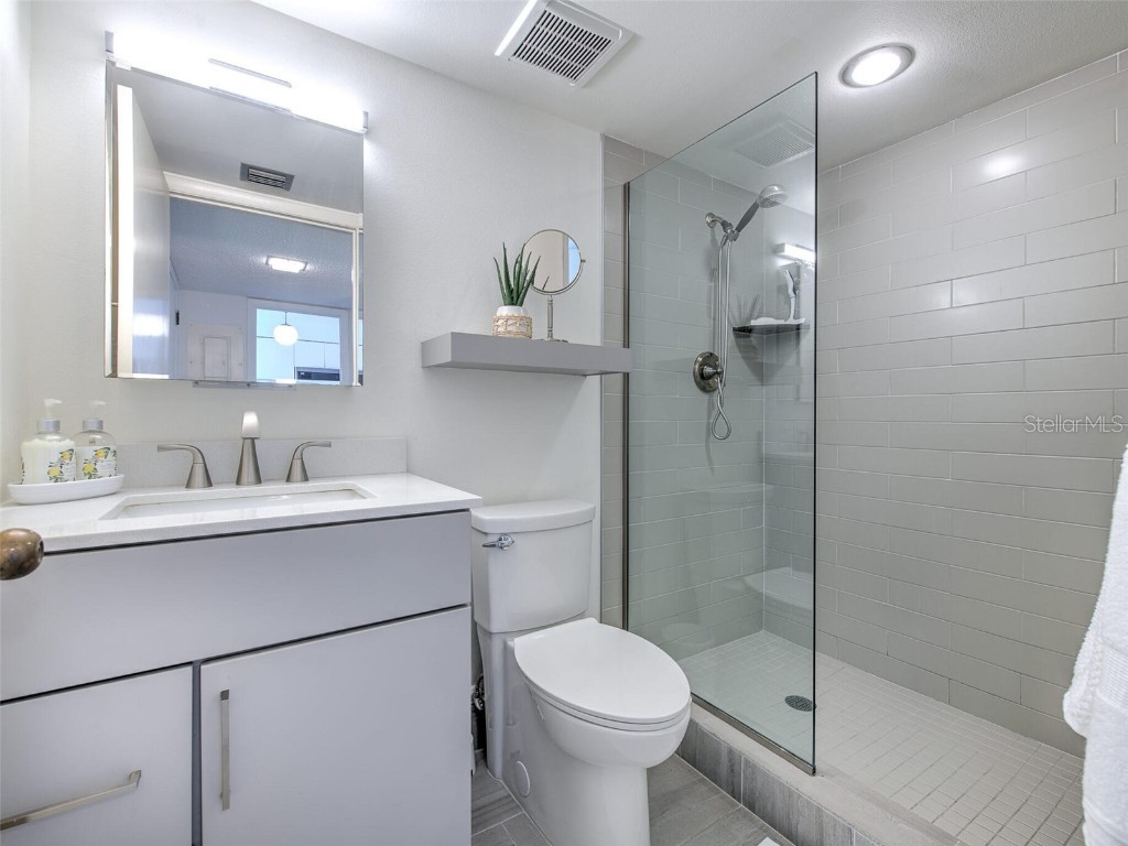 744 Bayport Way #744 Longboat Key FL 34228 - SARASOTA BAY/GULF OF MEXICO T3415401 image31