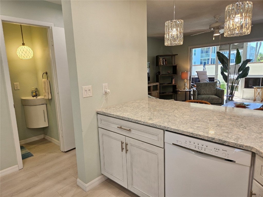 744 Cadiz Road #1 Venice FL 34285 N6140360 image15