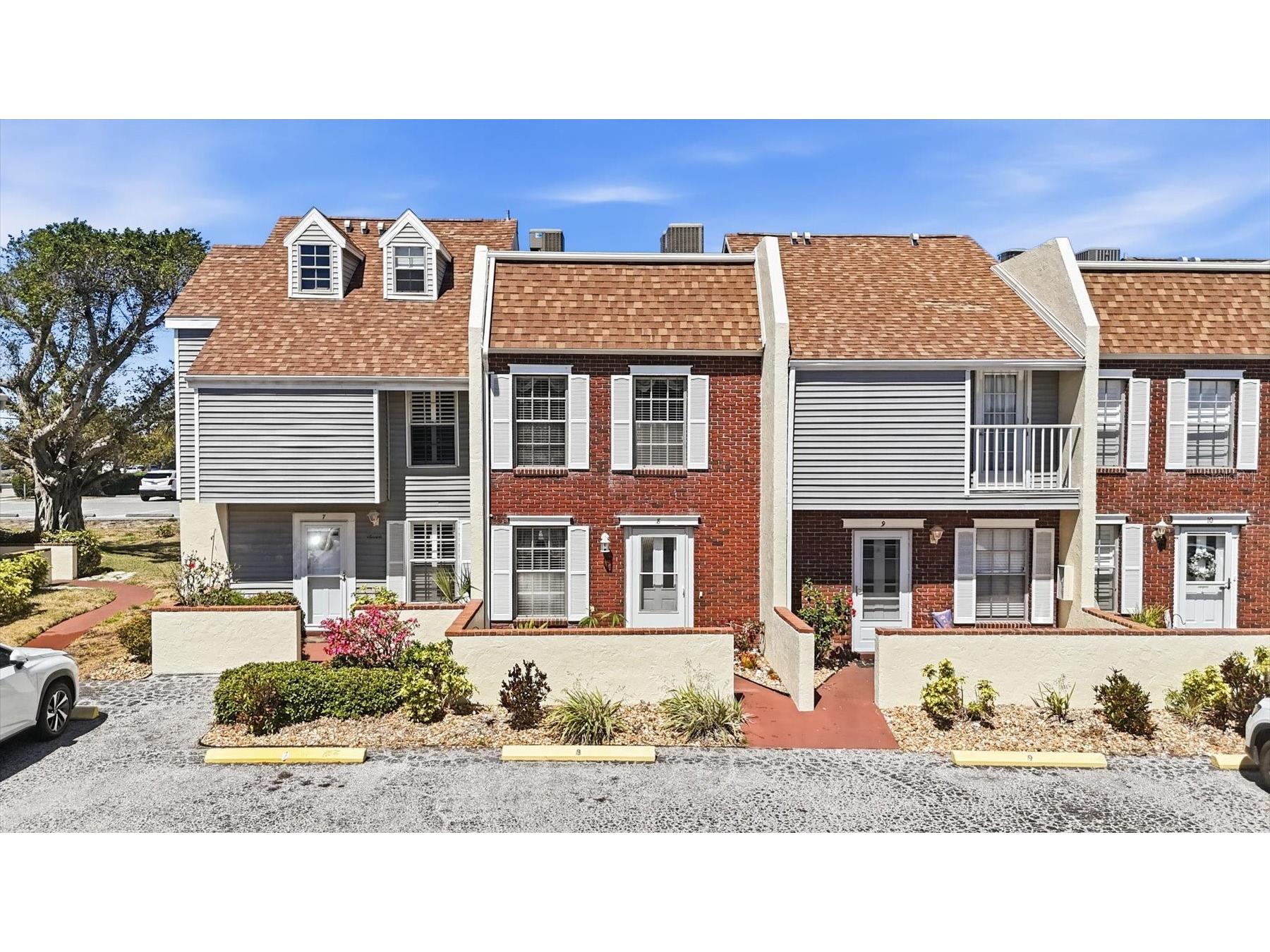 744 Cadiz Road #8 Venice FL 34285 A4691561 image1