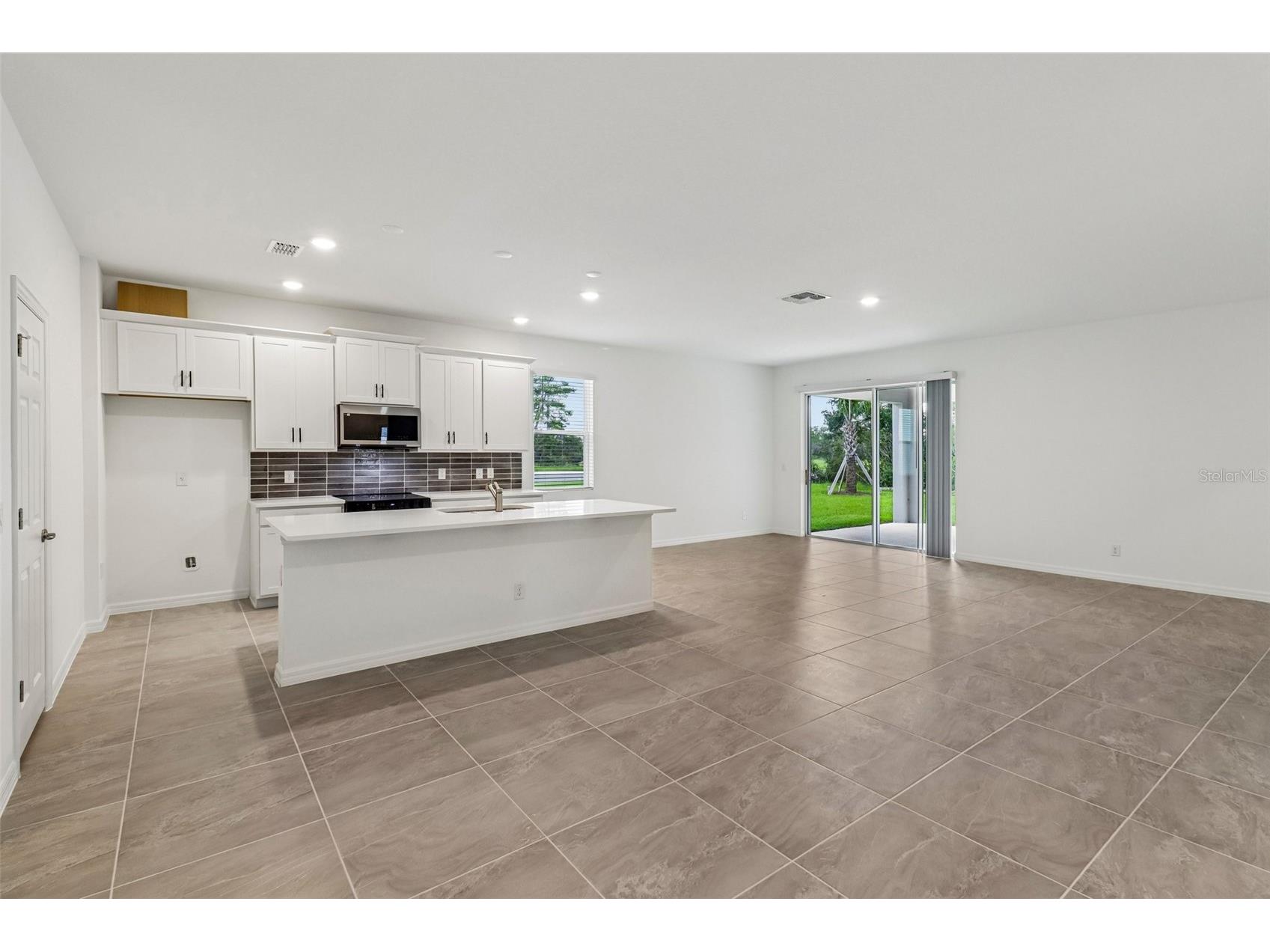 744 Farfields Street Deland FL 32724 O6385197 image8