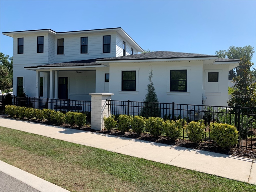 744 Garden West Terrace Winter Garden FL 34787 O6136060 image1