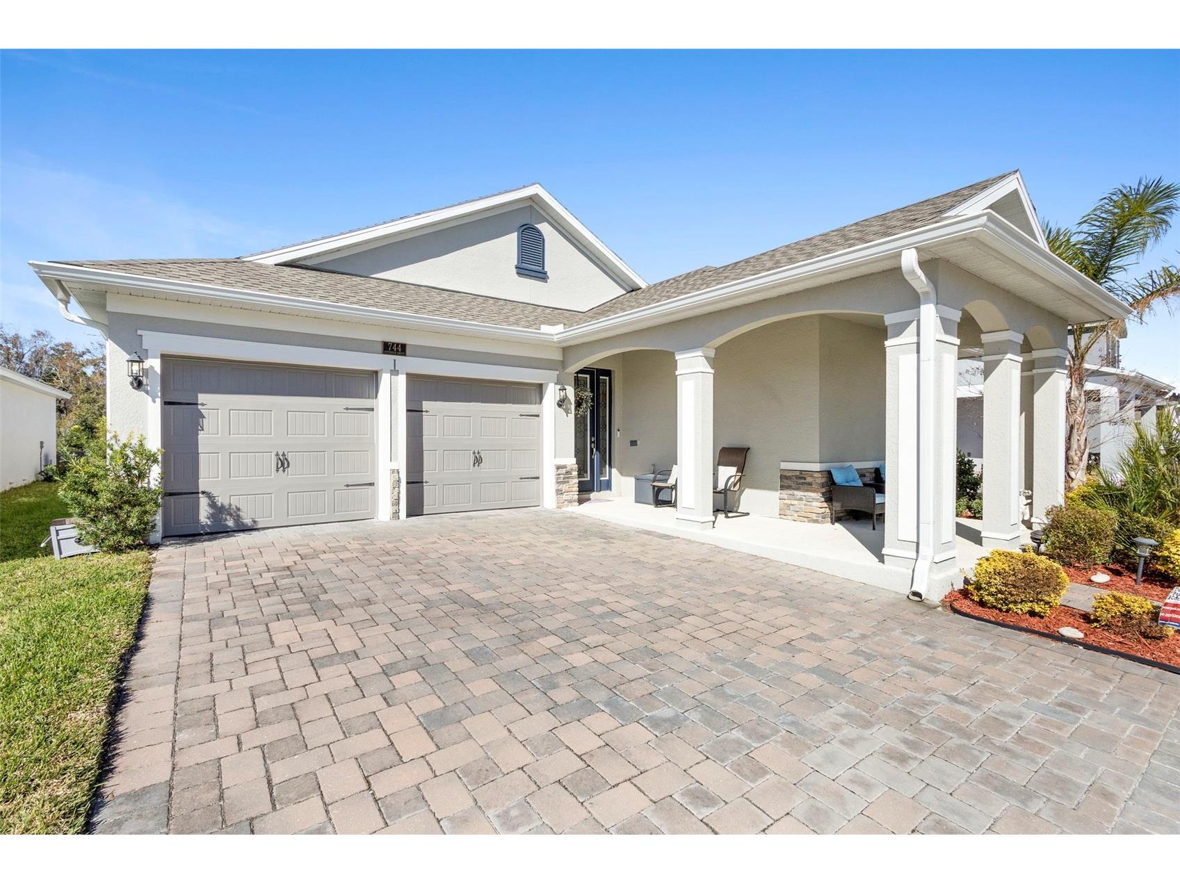 744 Hyperion Drive Debary FL 32713 - No name V4946951 image3