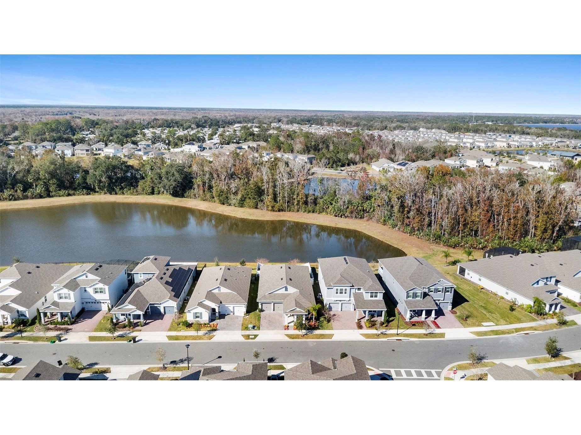 744 Hyperion Drive Debary FL 32713 - No name V4946951 image44