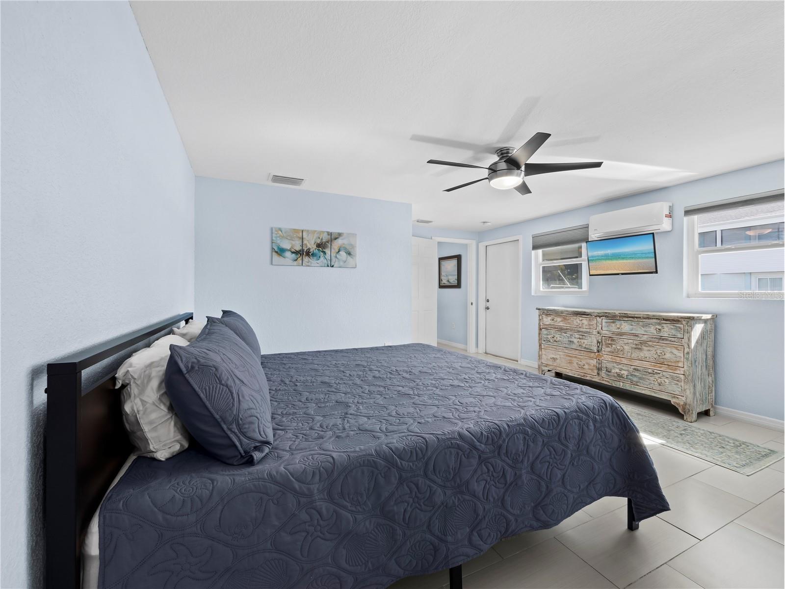 744 Jungle Queen Way Longboat Key FL 34228 TB8463320 image11