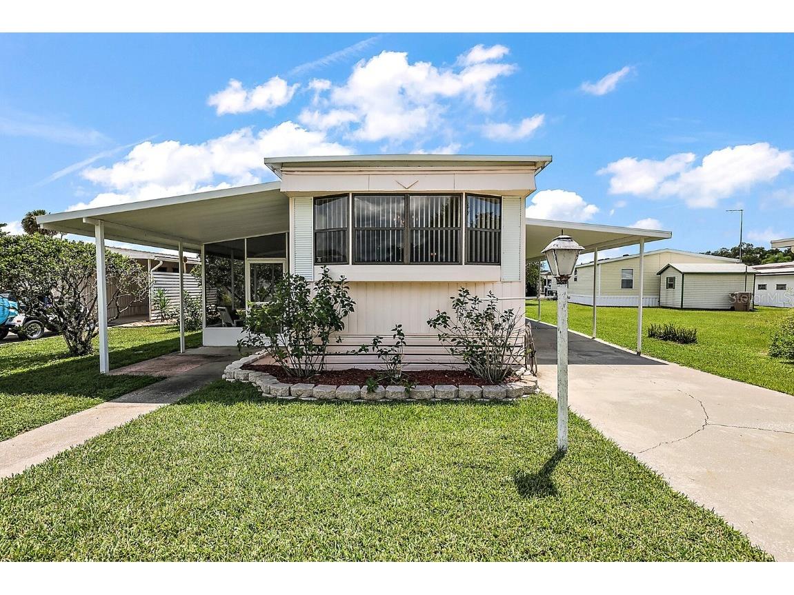 744 Lock Road Leesburg FL 34788 G5045787 image1