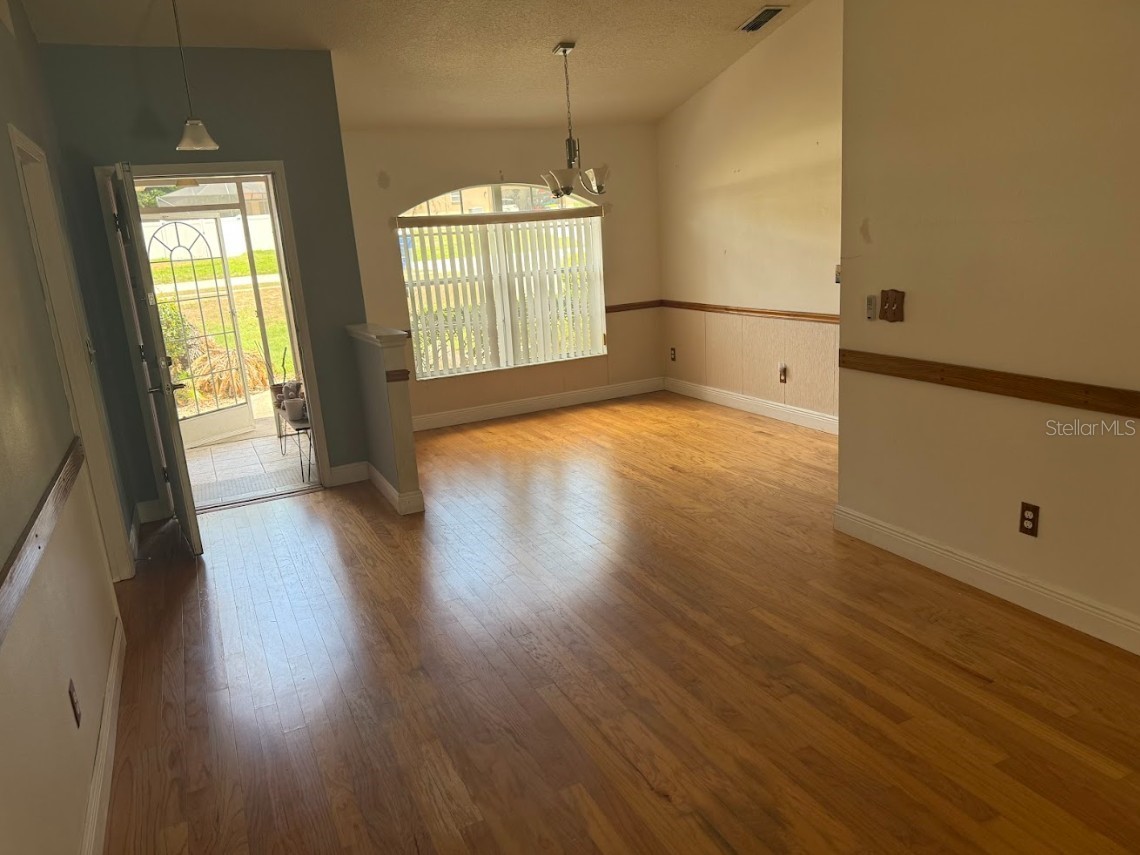 744 Meadow Park Drive Minneola FL 34715 OM723832 image2