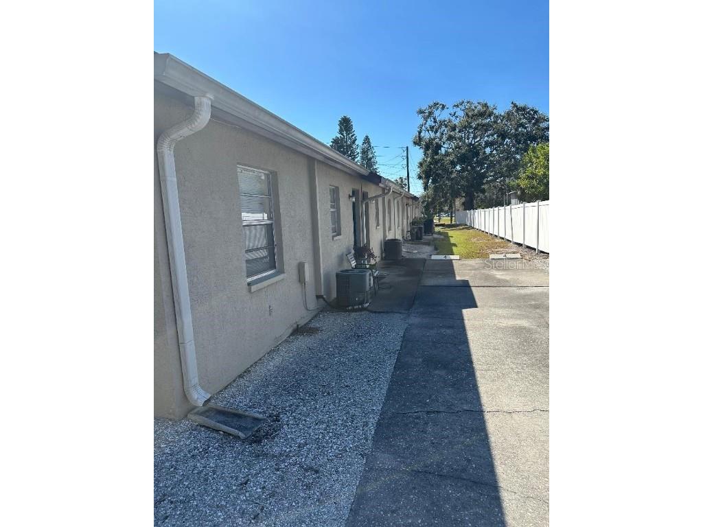 744 Mease Plaza Dunedin FL 34698 TB8447182 image8