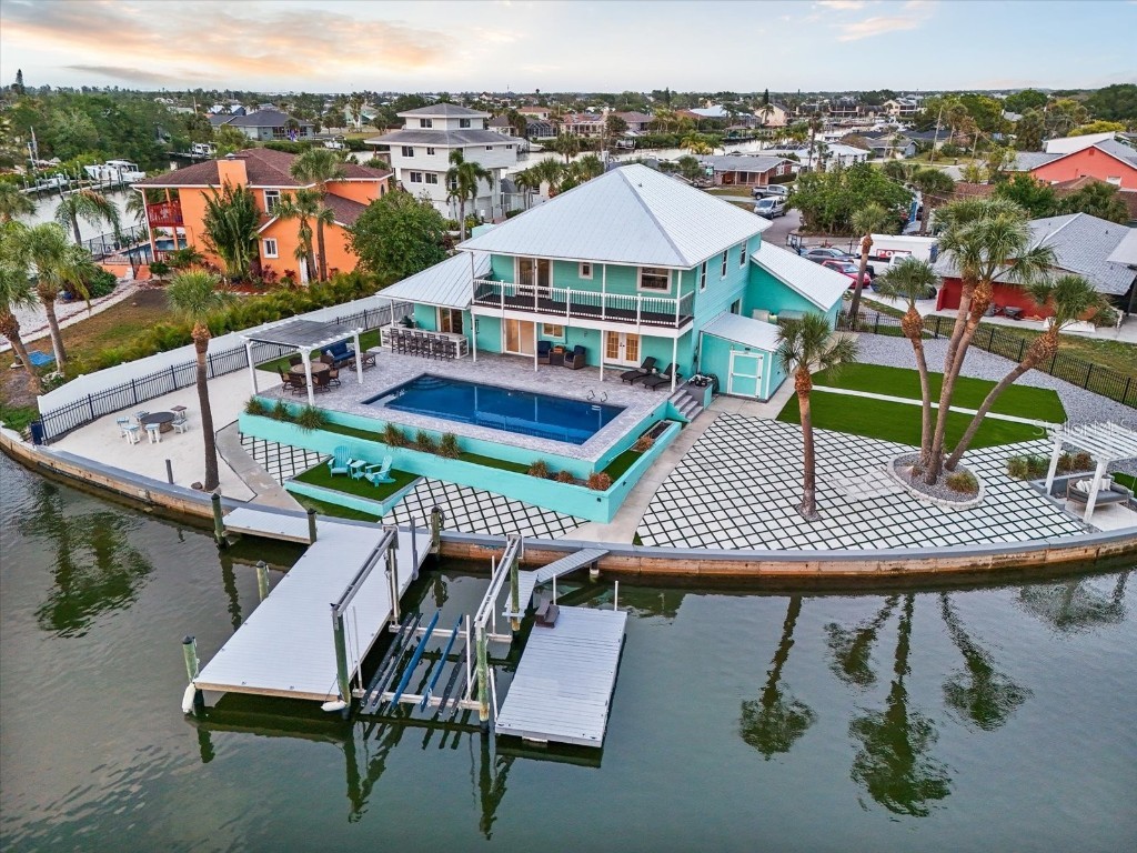 744 Spanish Main Drive Apollo Beach FL 33572 - FLAMINGO CANAL TB8369529 image2