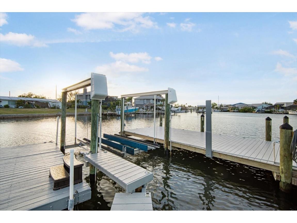 744 Spanish Main Drive Apollo Beach FL 33572 - FLAMINGO CANAL TB8369529 image5