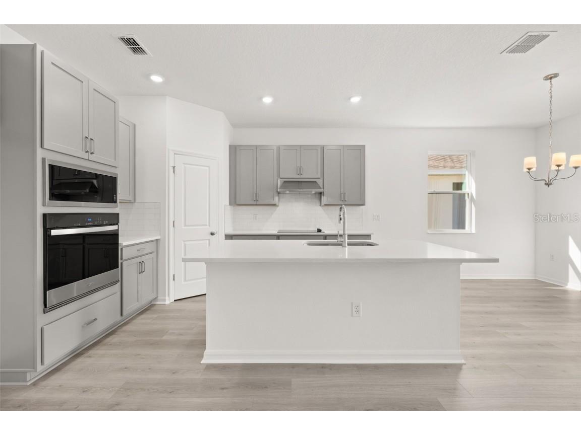 744 Sunshower Drive Lady Lake FL 32159 S5139267 image3