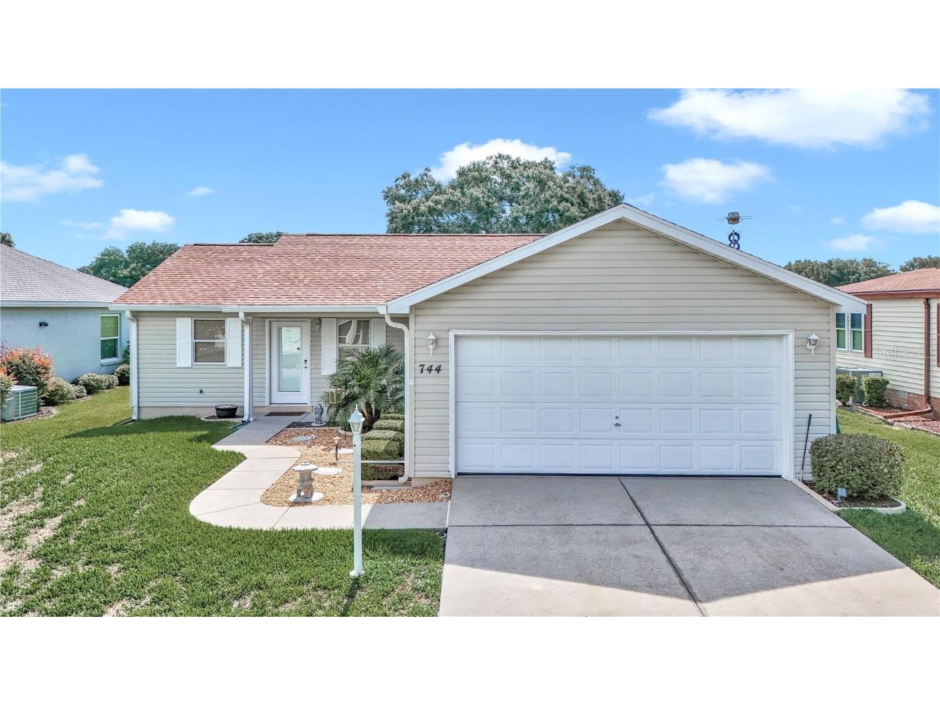 744 Turnberry Lane The Villages FL 32159 G5084072 image1