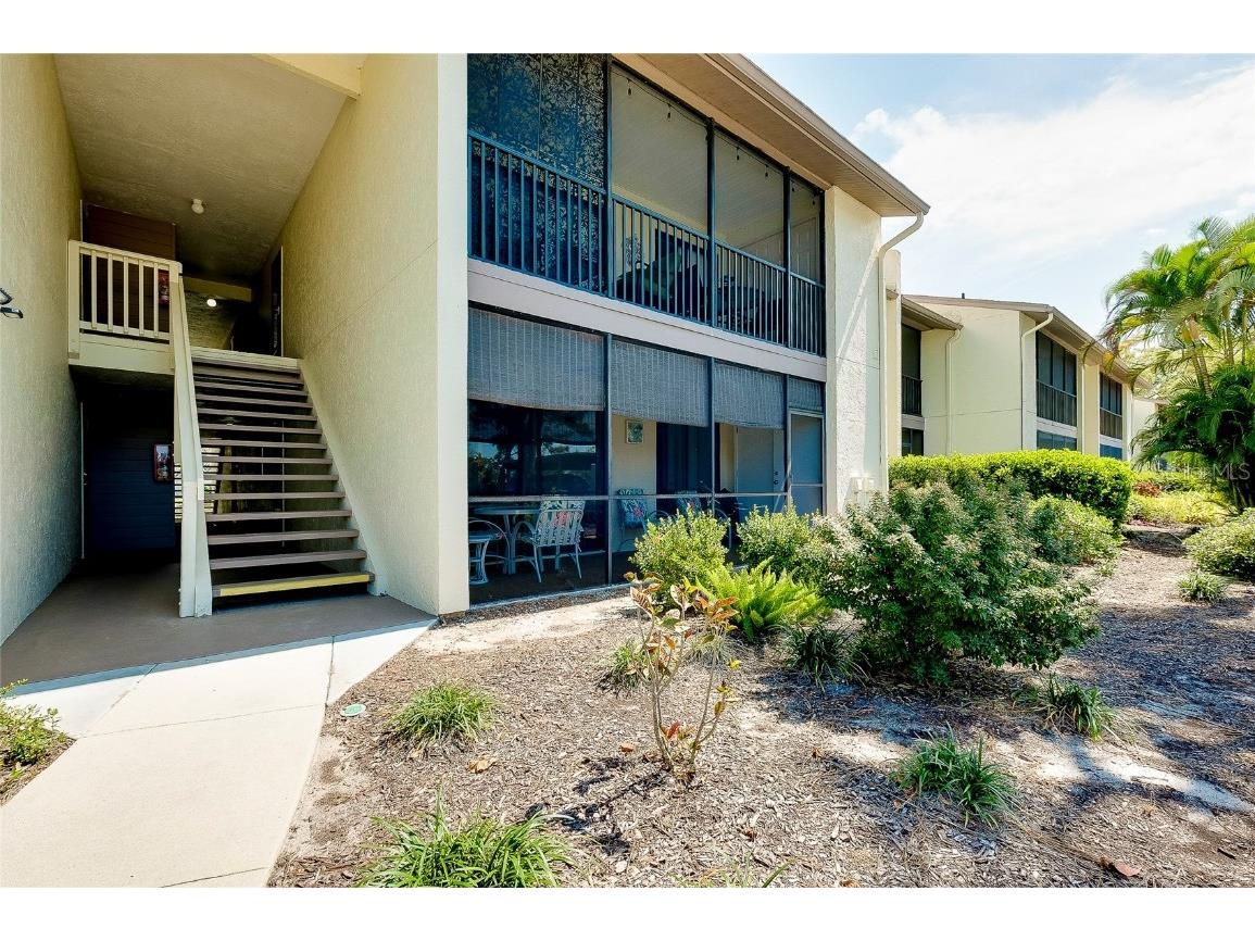 744 White Pine Tree Road #103 Venice FL 34285 N6131622 image1