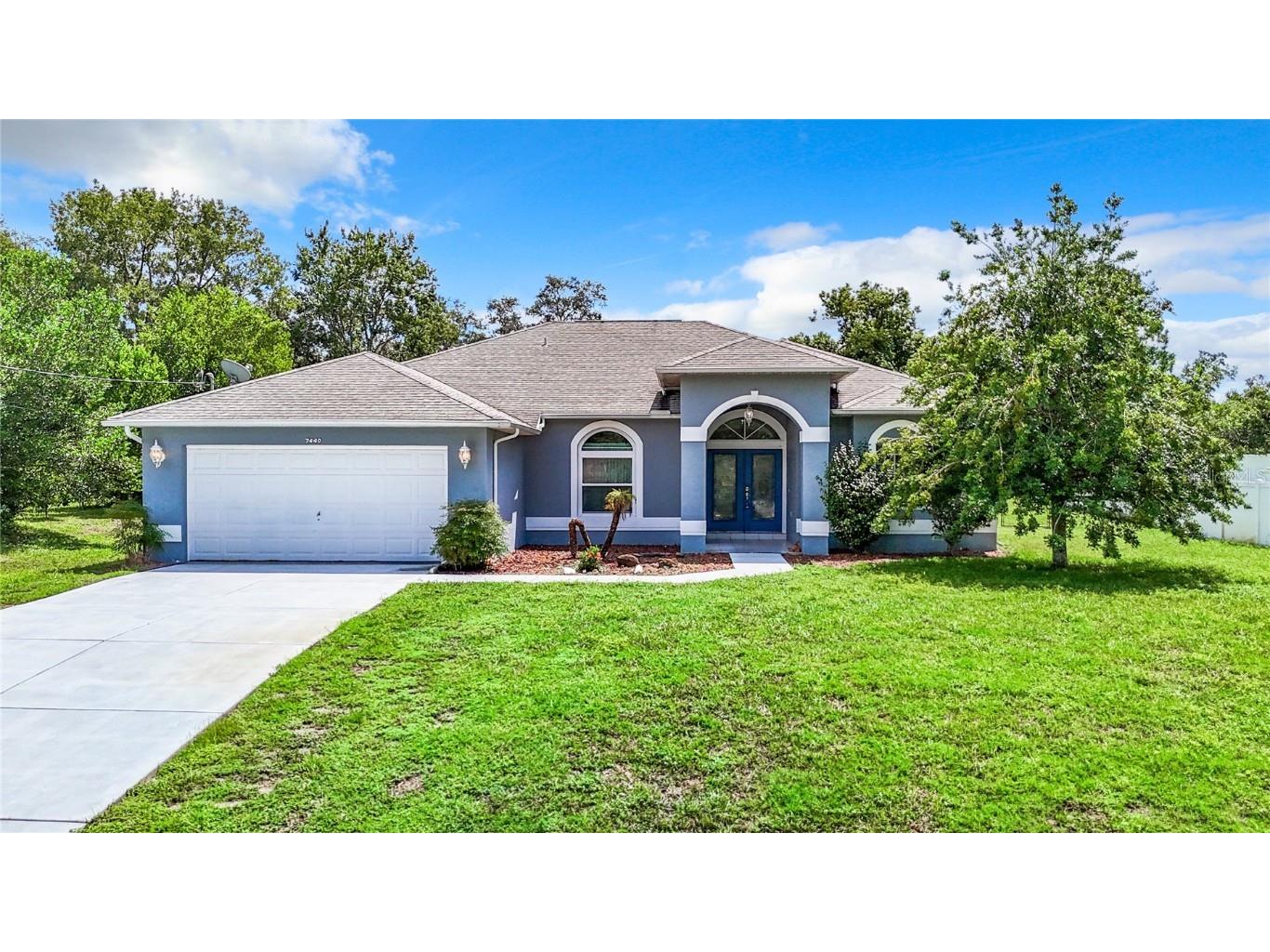 7440 Blackbird Avenue Weeki Wachee FL 34613 W7868042 image1