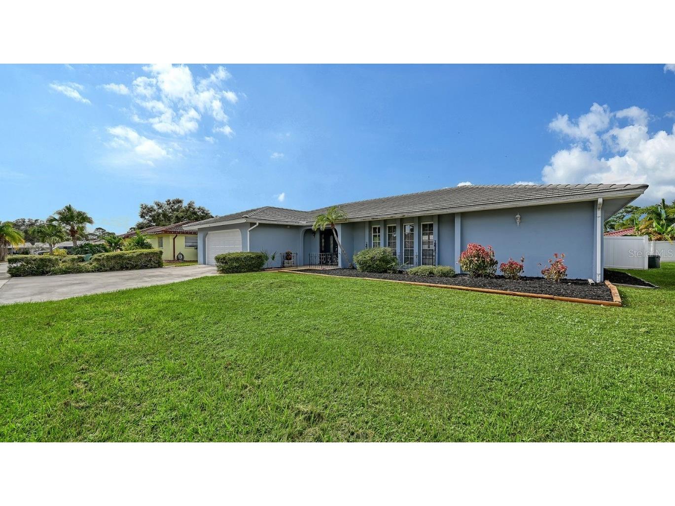 7440 Blaine Way Sarasota FL 34231 A4670347 image1